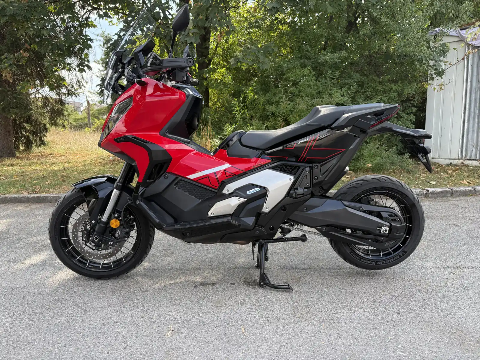 honda-x-adv-2024-12-mjeseci-garancija