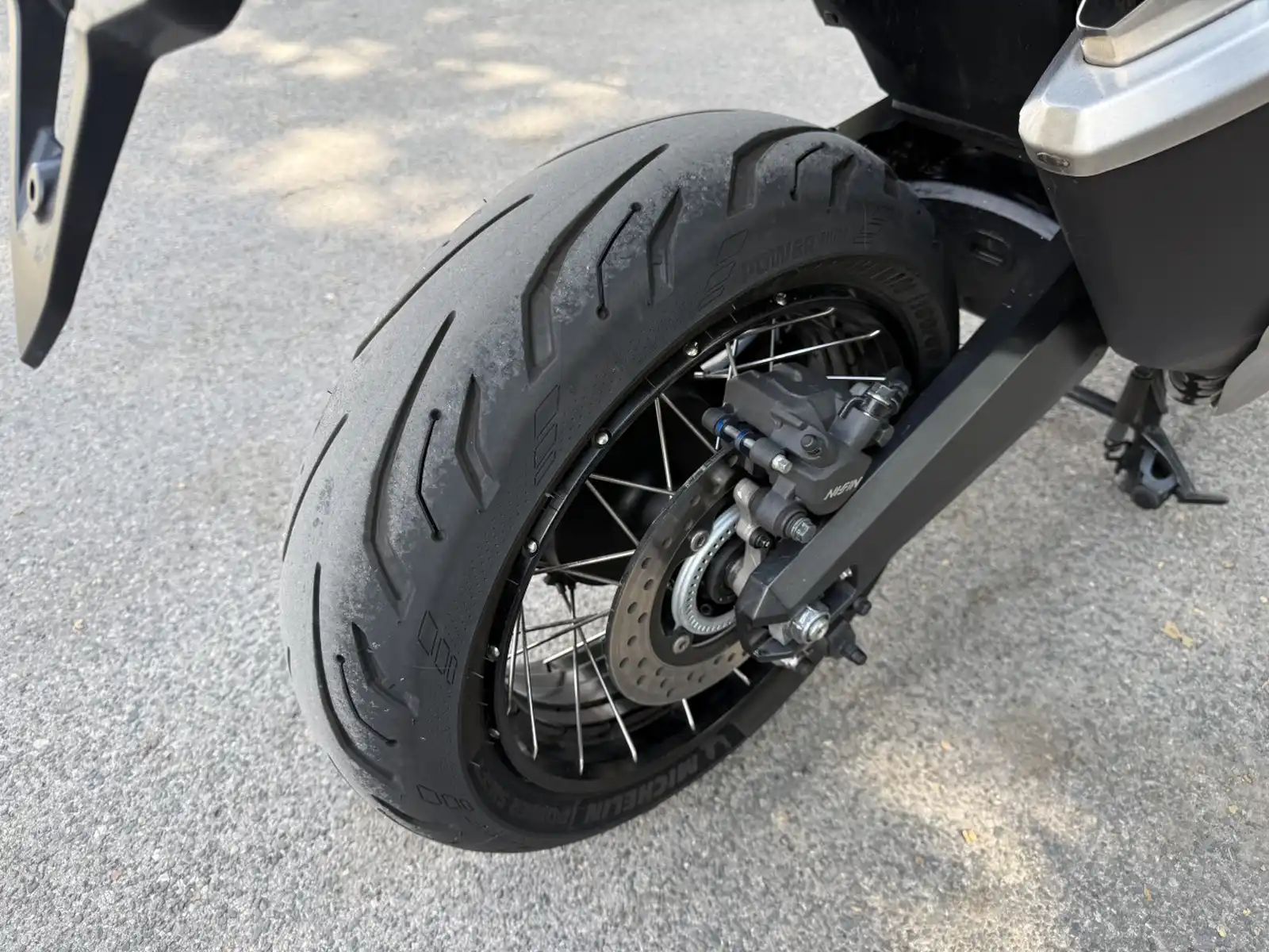 honda-x-adv-2024-12-mjeseci-garancija