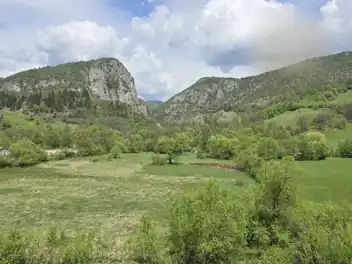 Zemljište Pale, 14000m2, Ljubogošta, investiciona zona