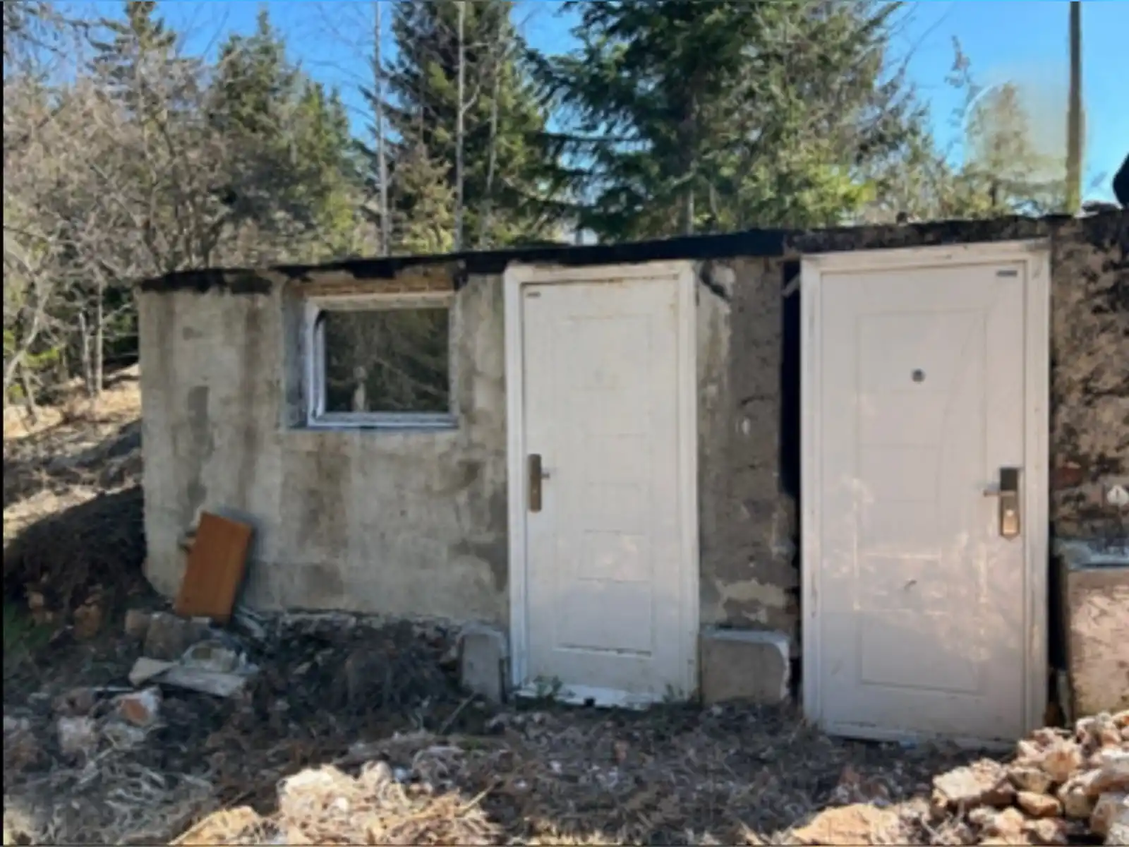 snizenje-zemljiste-trebevic-jasik-4136m2sa-zapocetim-objektom