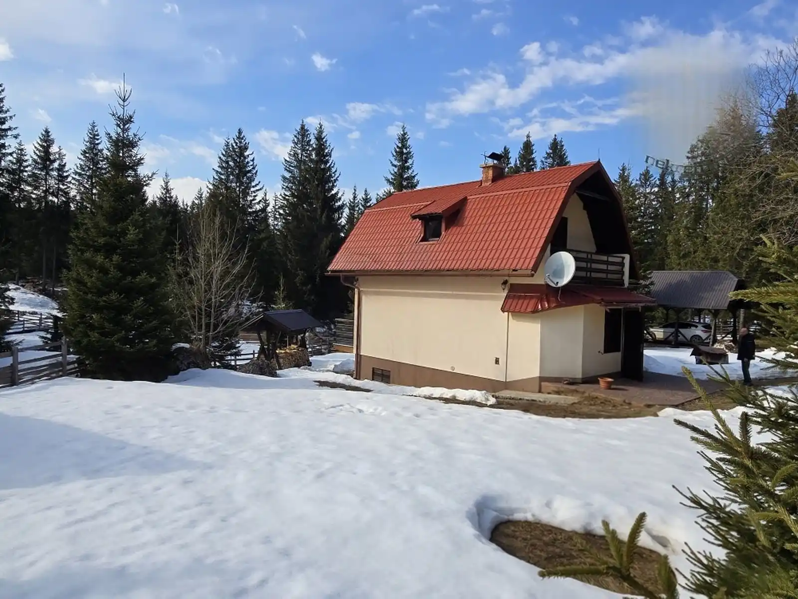 vikendica-kuca-dvorista-jahorina-120m2-1440-okucnica-garaza
