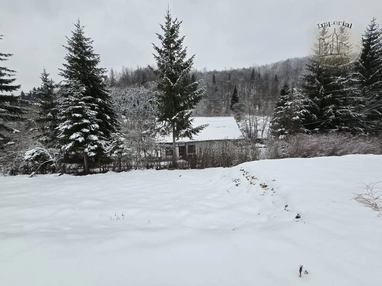 vikendica-pale-potoci-35m2-950m2-okucnica-mir-tisinapriroda