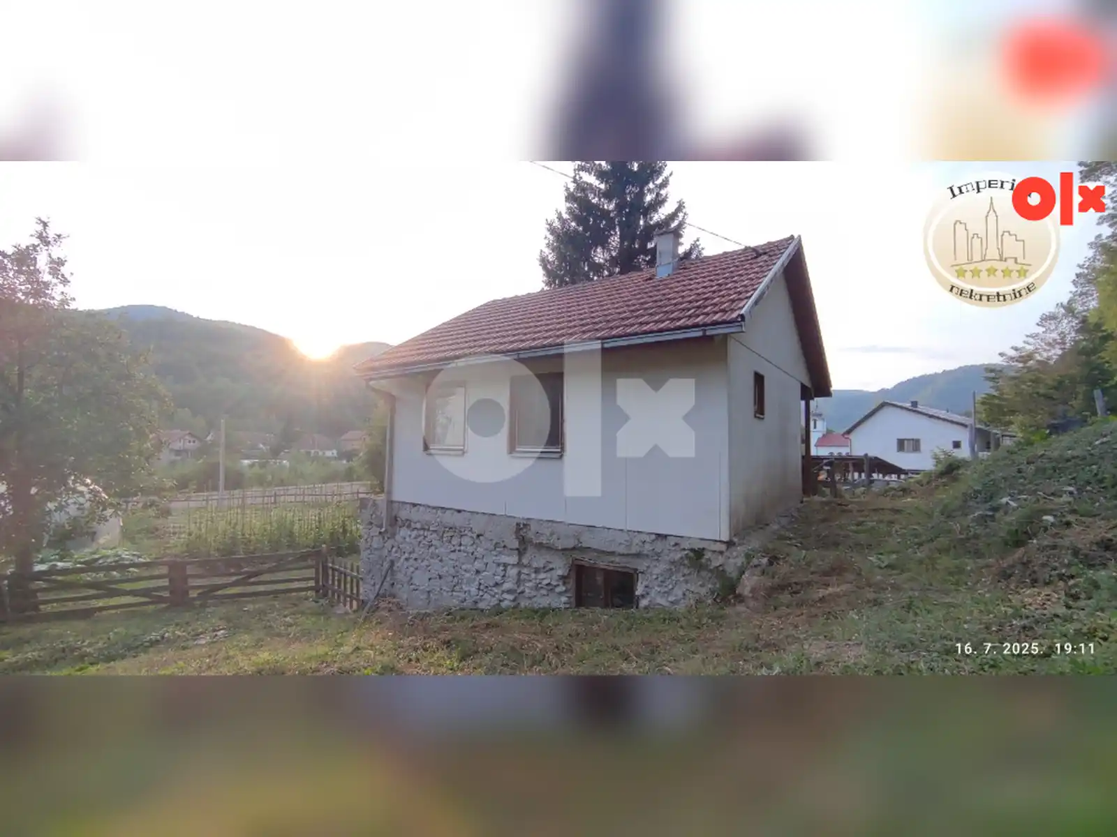 vikendica-praca-1500m2-okucnice-80m2-renovirana