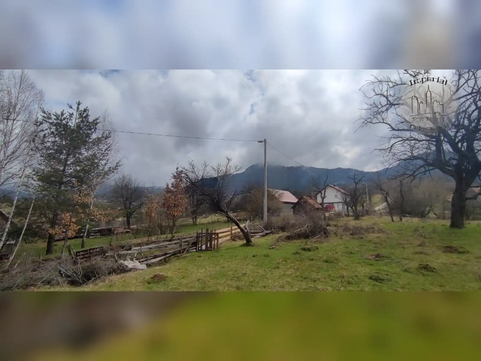 zemljiste-pale-mokro-7500m2-asfalt-javna-rasvjeta