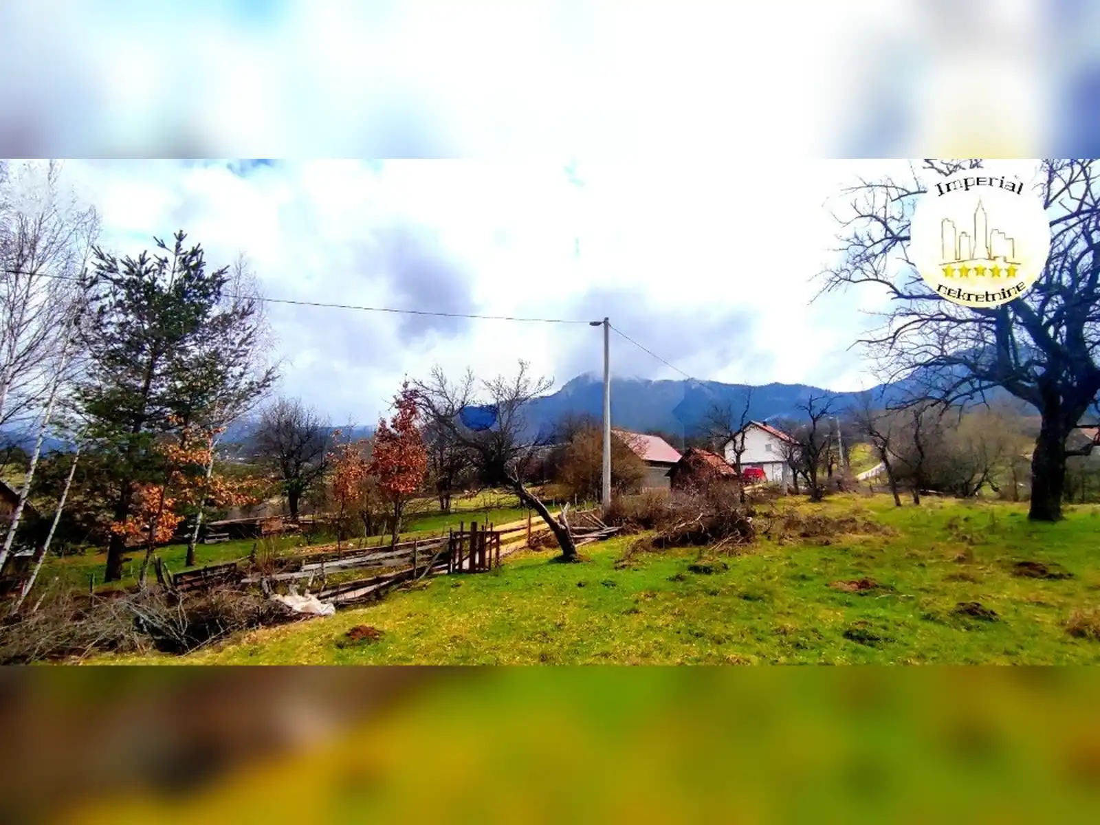 zemljiste-pale-mokro-7500m2-asfalt-javna-rasvjeta