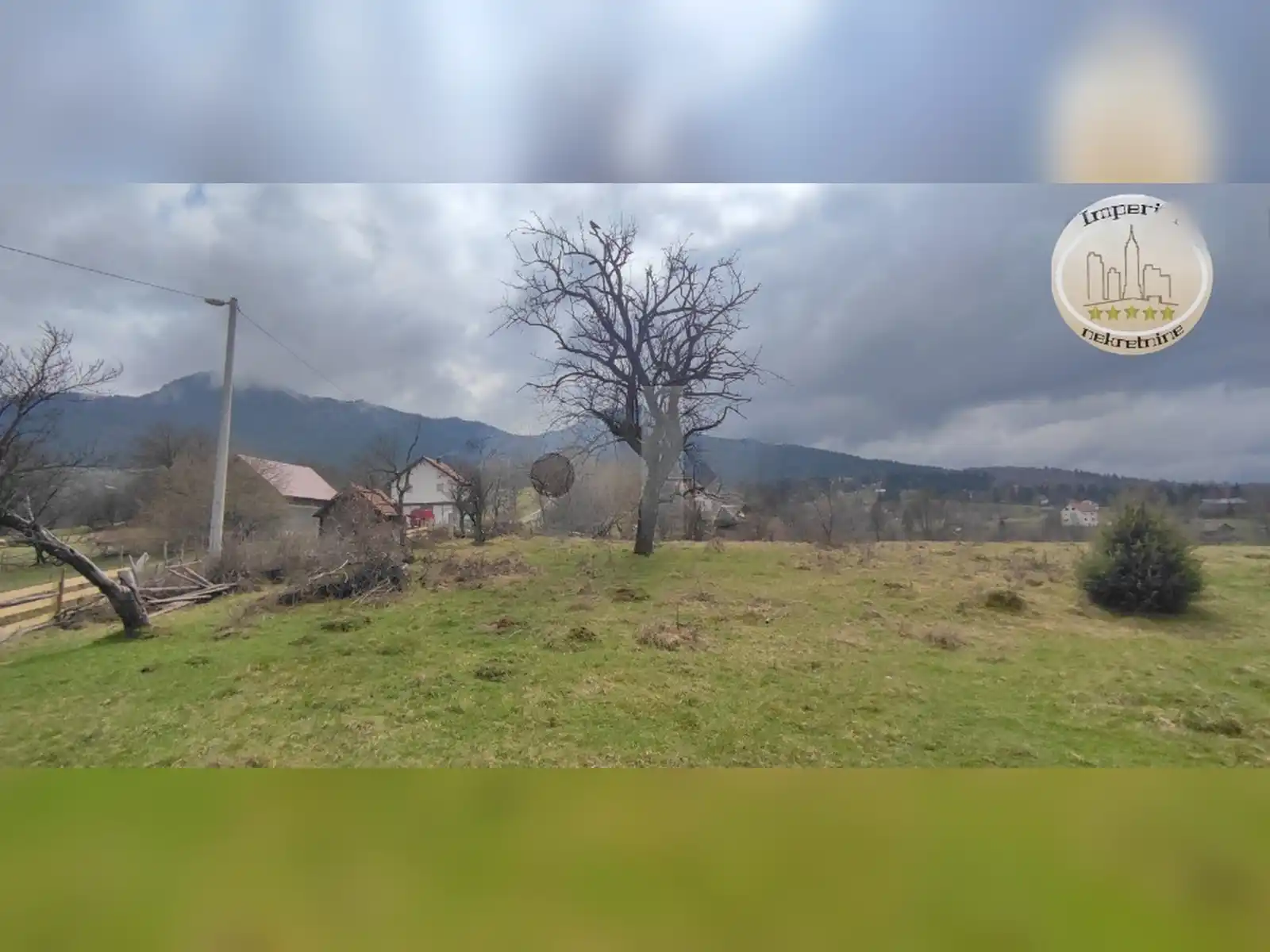 zemljiste-pale-mokro-7500m2-asfalt-javna-rasvjeta