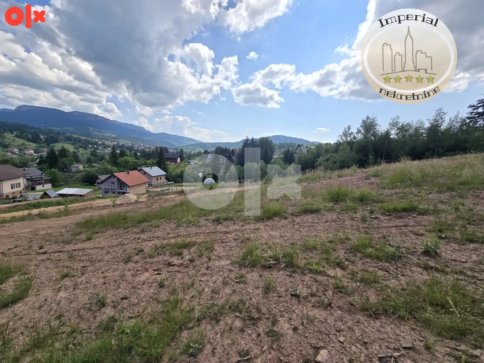 zemljiste-pale-lukecca-500m2-tri-parcele