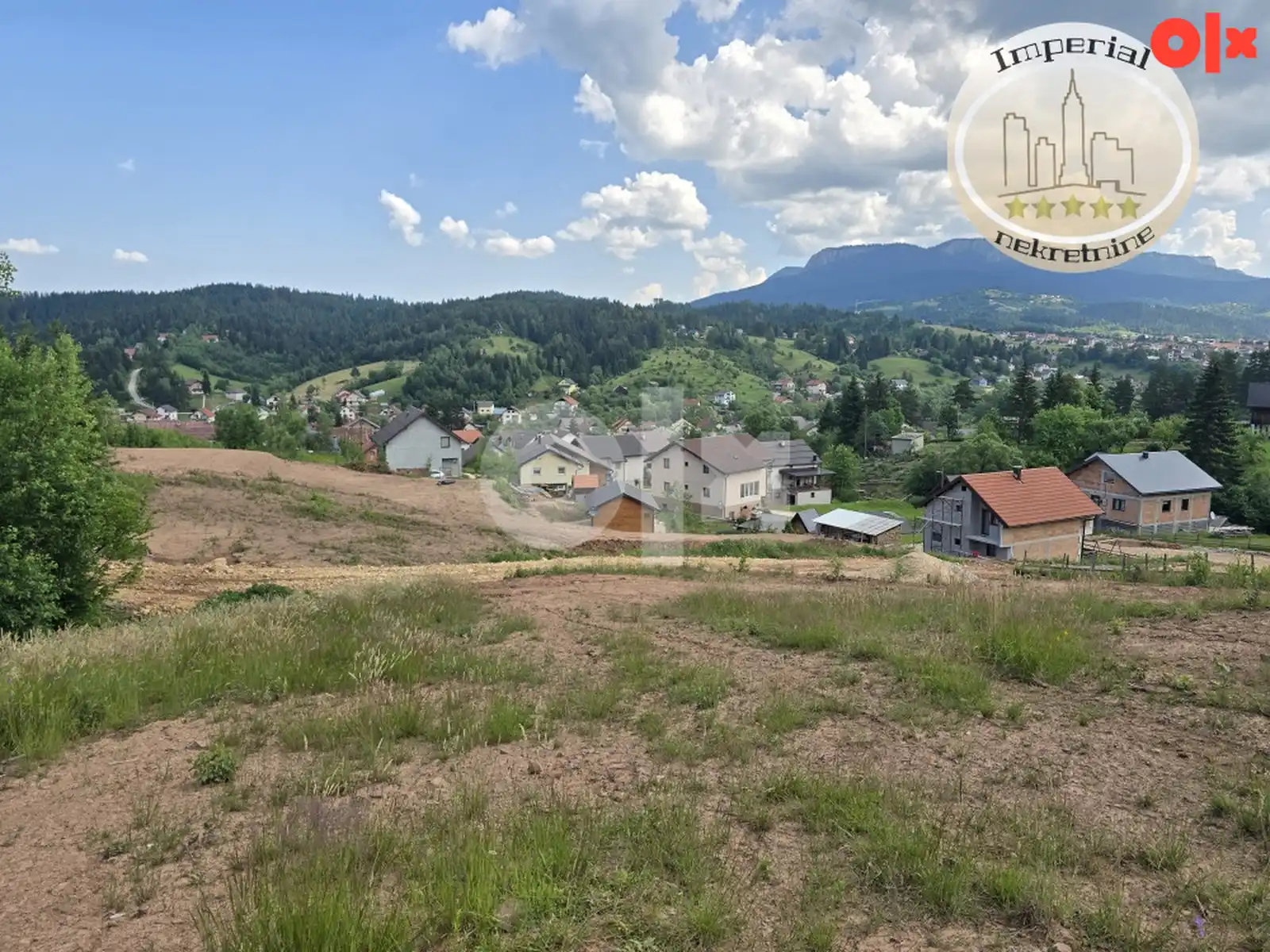 zemljiste-pale-lukecca-500m2-tri-parcele