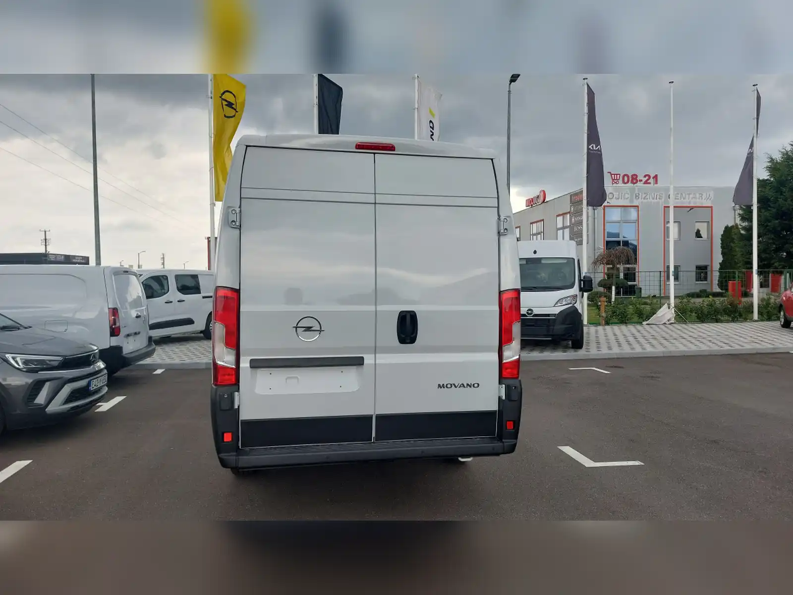 opel-movano-l4h2-140ks-4m-tovarni-dio-zapremina-15-kubika