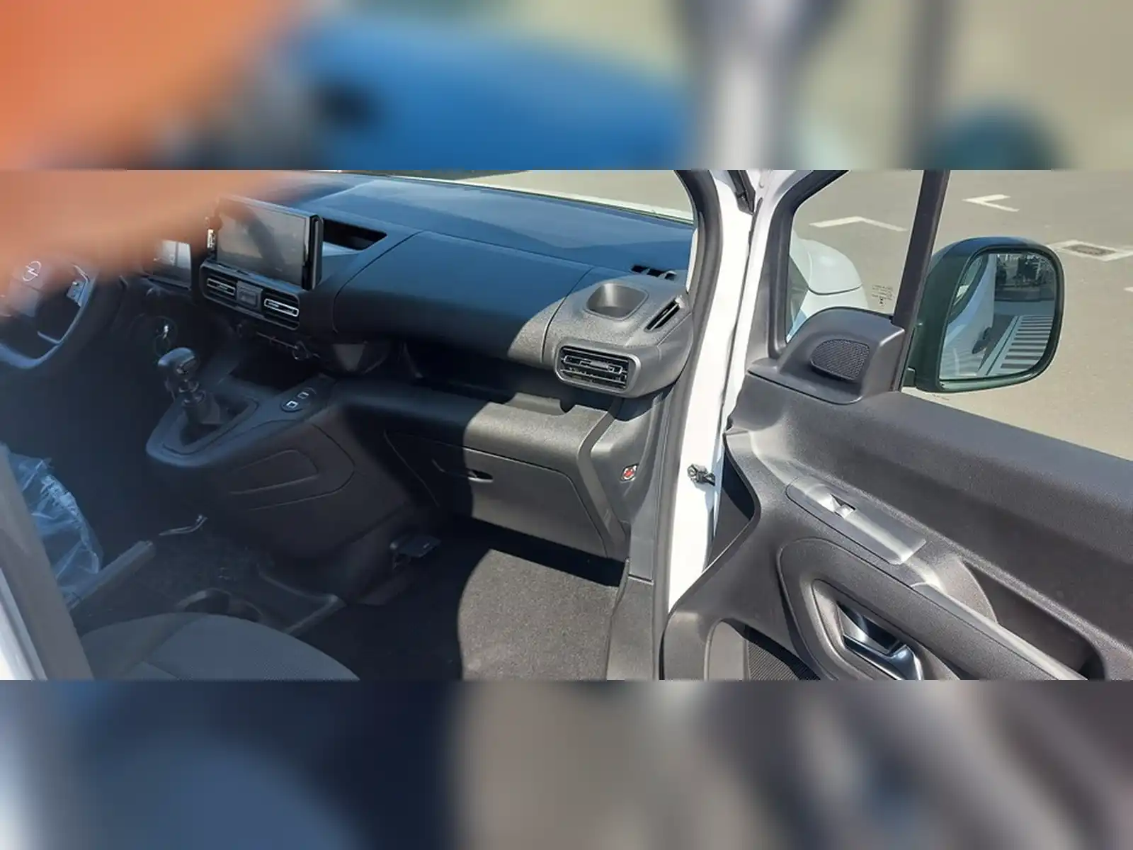 opel-combo-van-l2-maxi-1-5d-2026-odmah-dostupno
