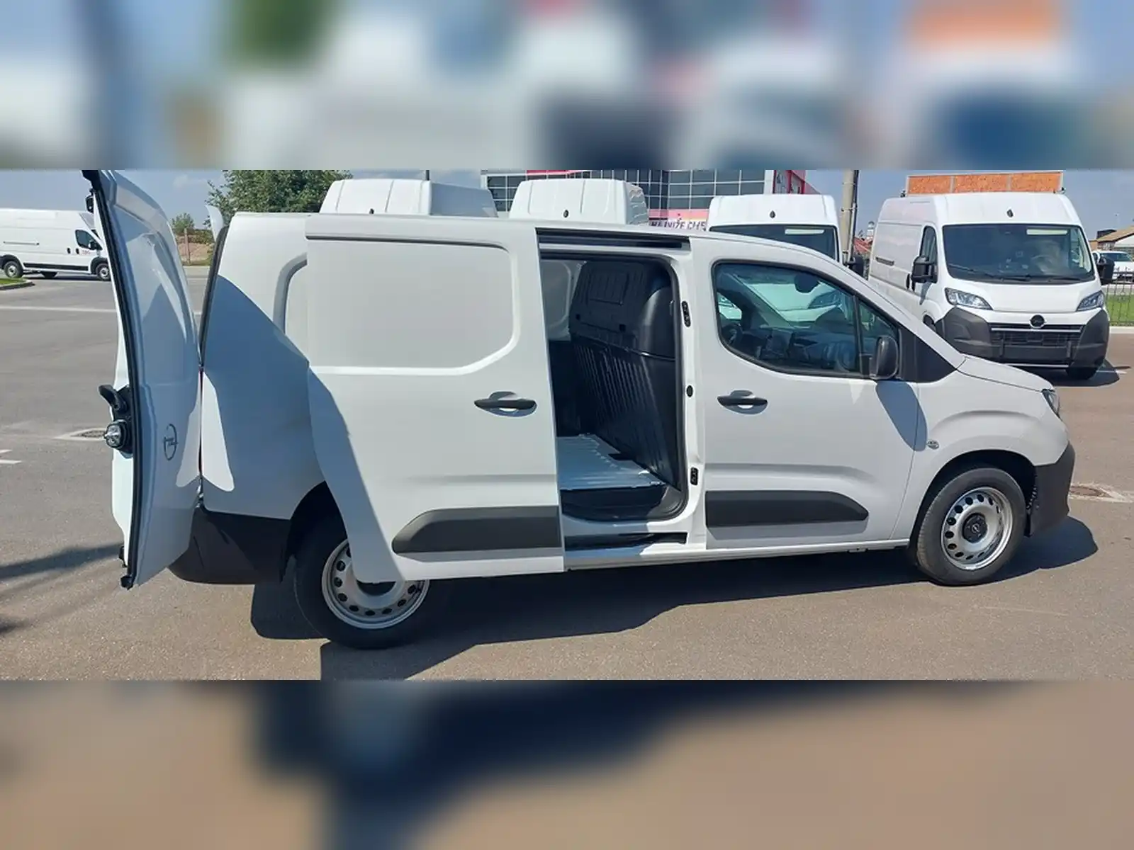 opel-combo-van-l2-maxi-1-5d-2026-odmah-dostupno