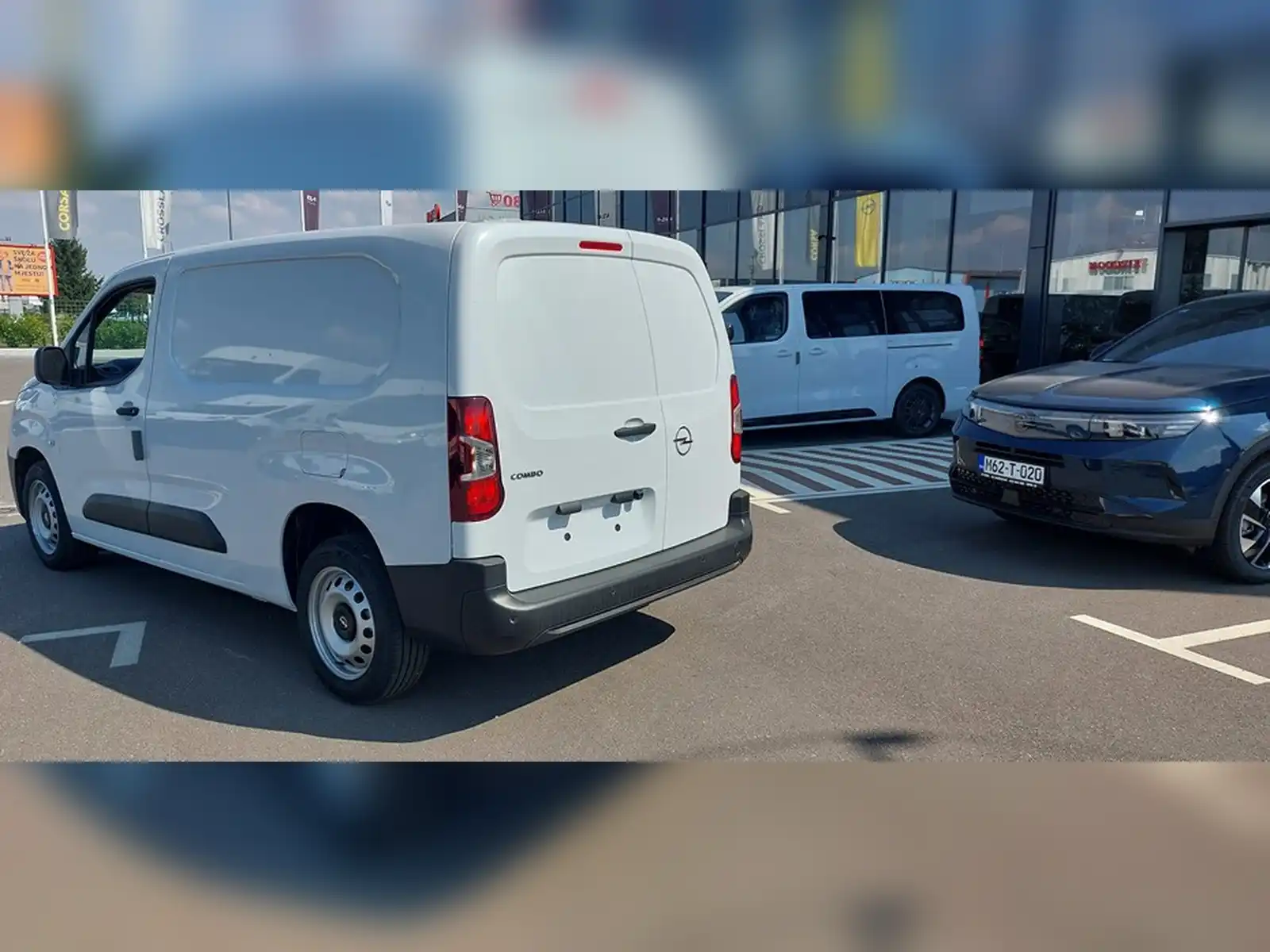 opel-combo-van-l2-maxi-1-5d-2026-odmah-dostupno