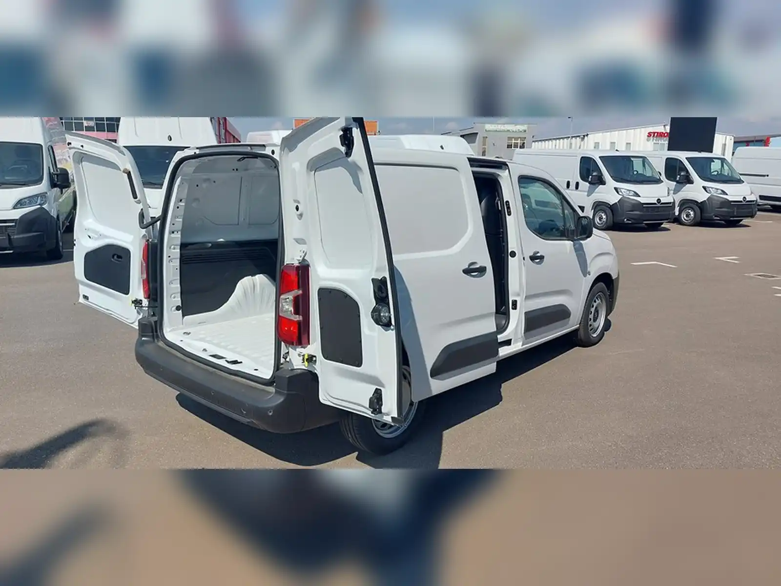 opel-combo-van-l2-maxi-1-5d-2026-odmah-dostupno