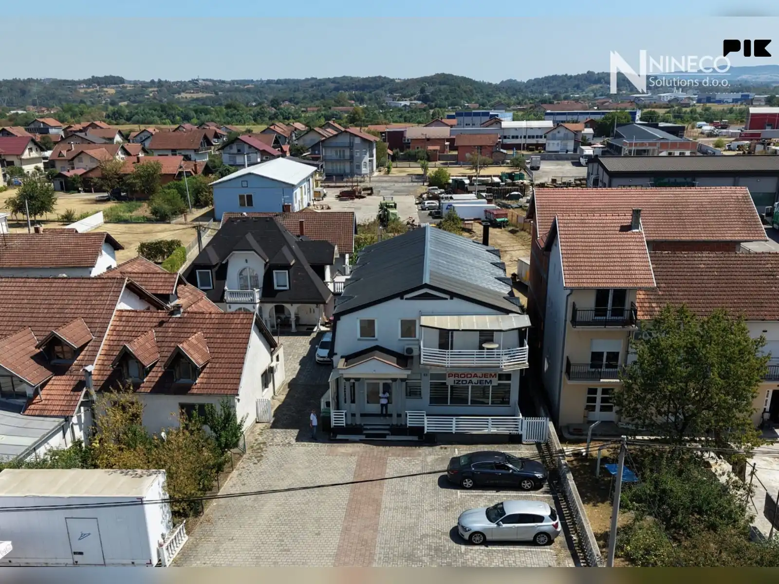 stambeno-poslovni-objekat-jakupovci-laktasi-550-m2