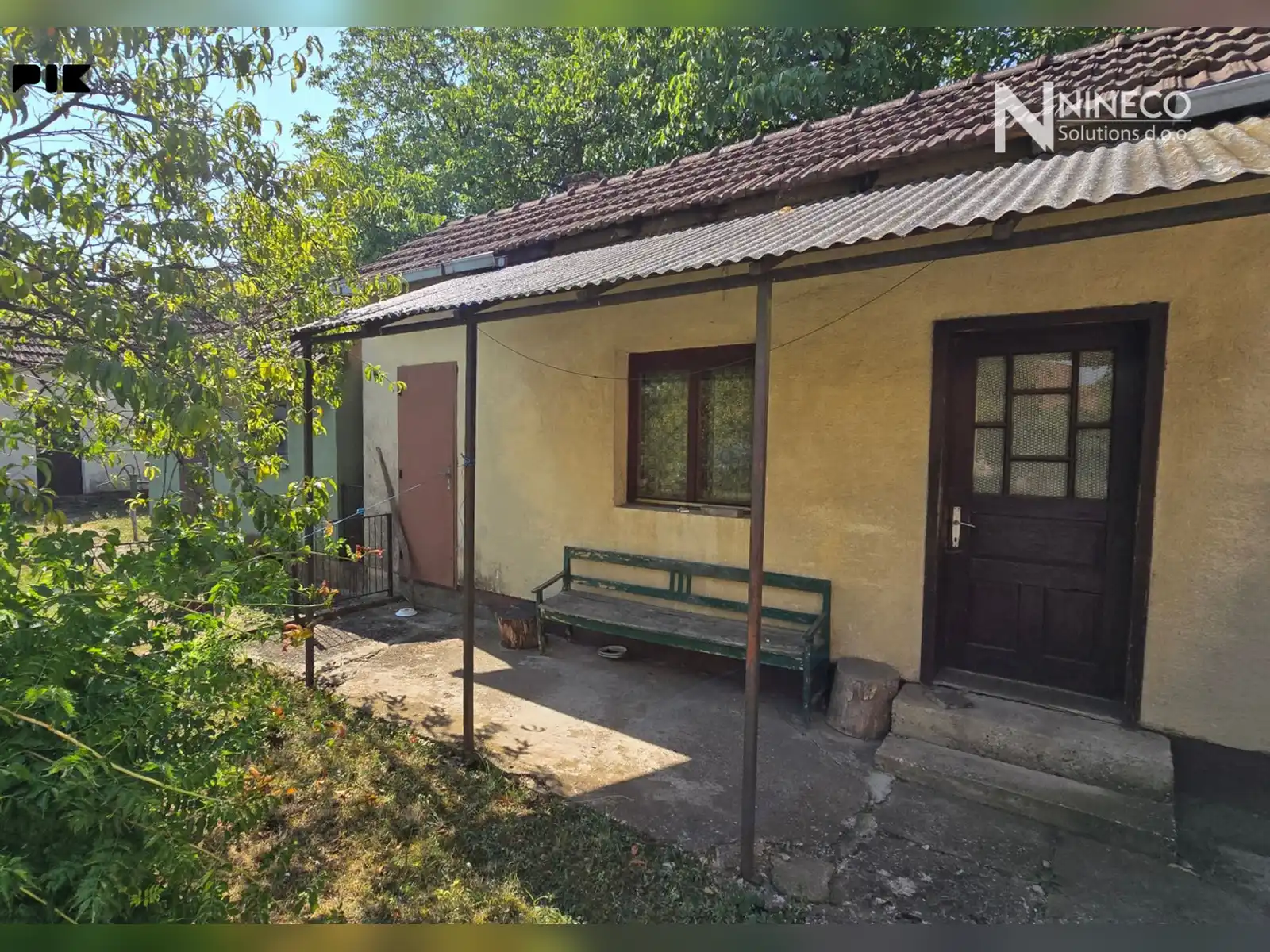 kuca-sa-pomocnim-objektima-aleksandrovac-164-m2