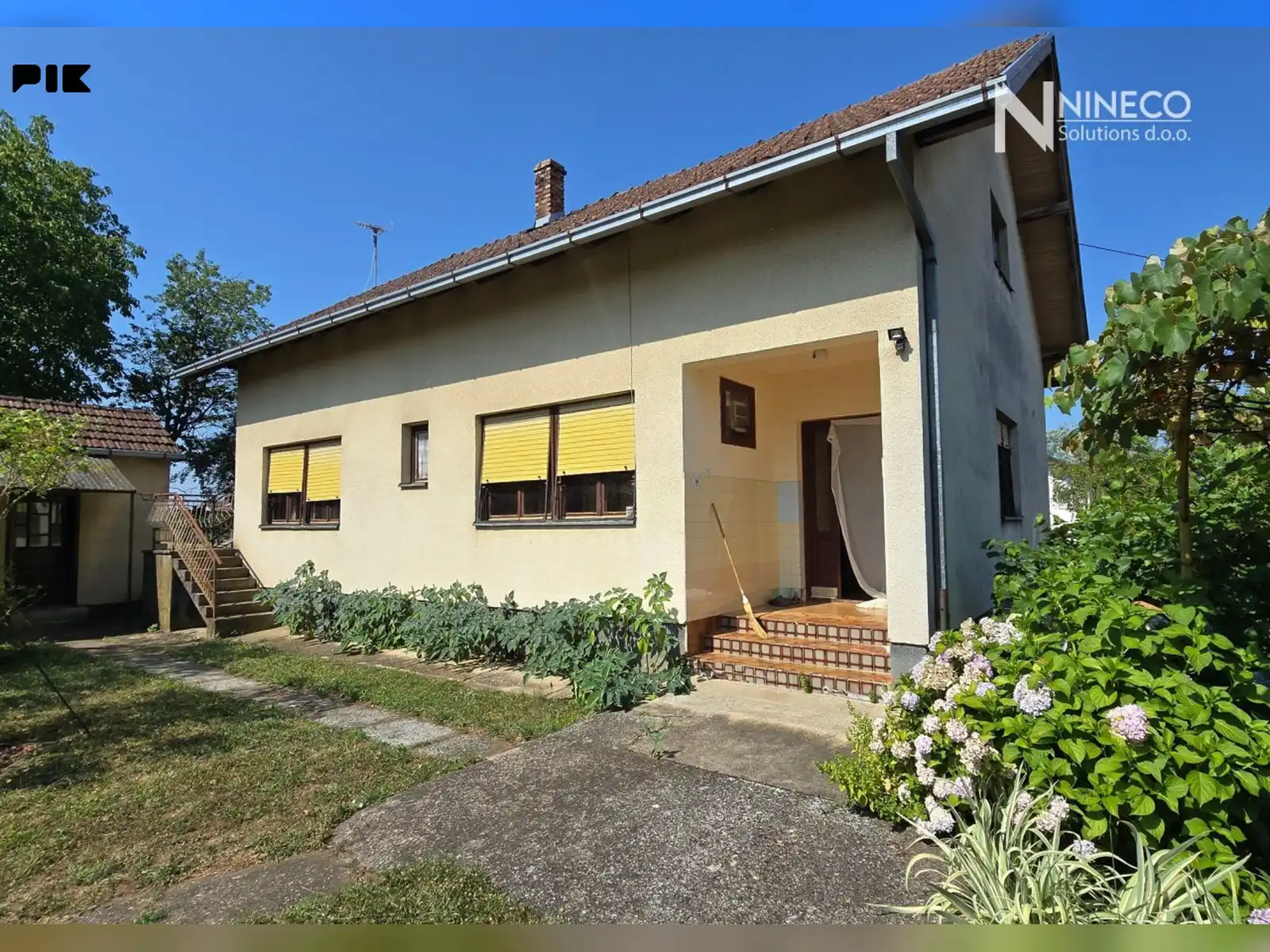 kuca-sa-pomocnim-objektima-aleksandrovac-164-m2