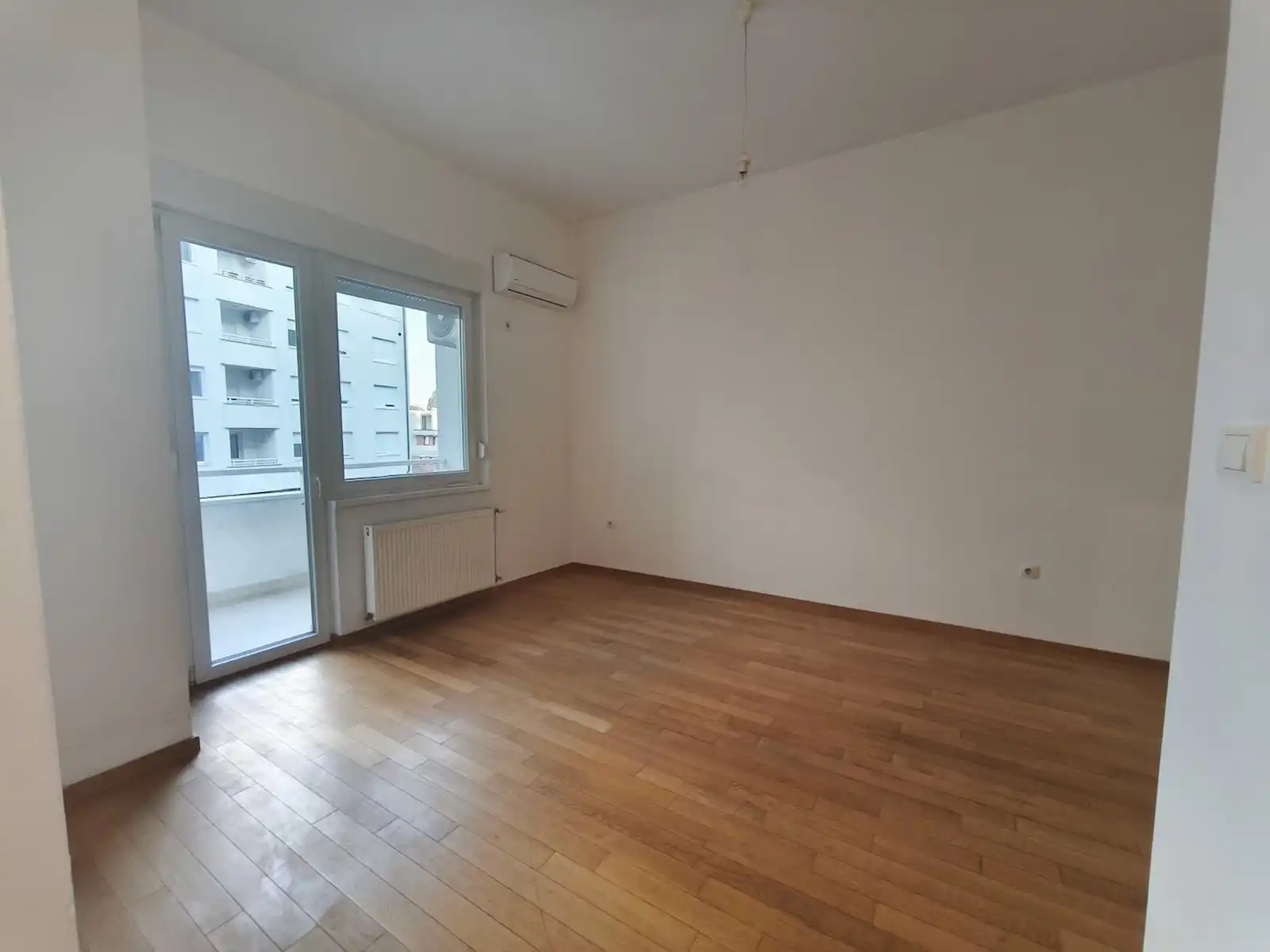 najma-stana-60m2-borik-kod-venecija-mosta
