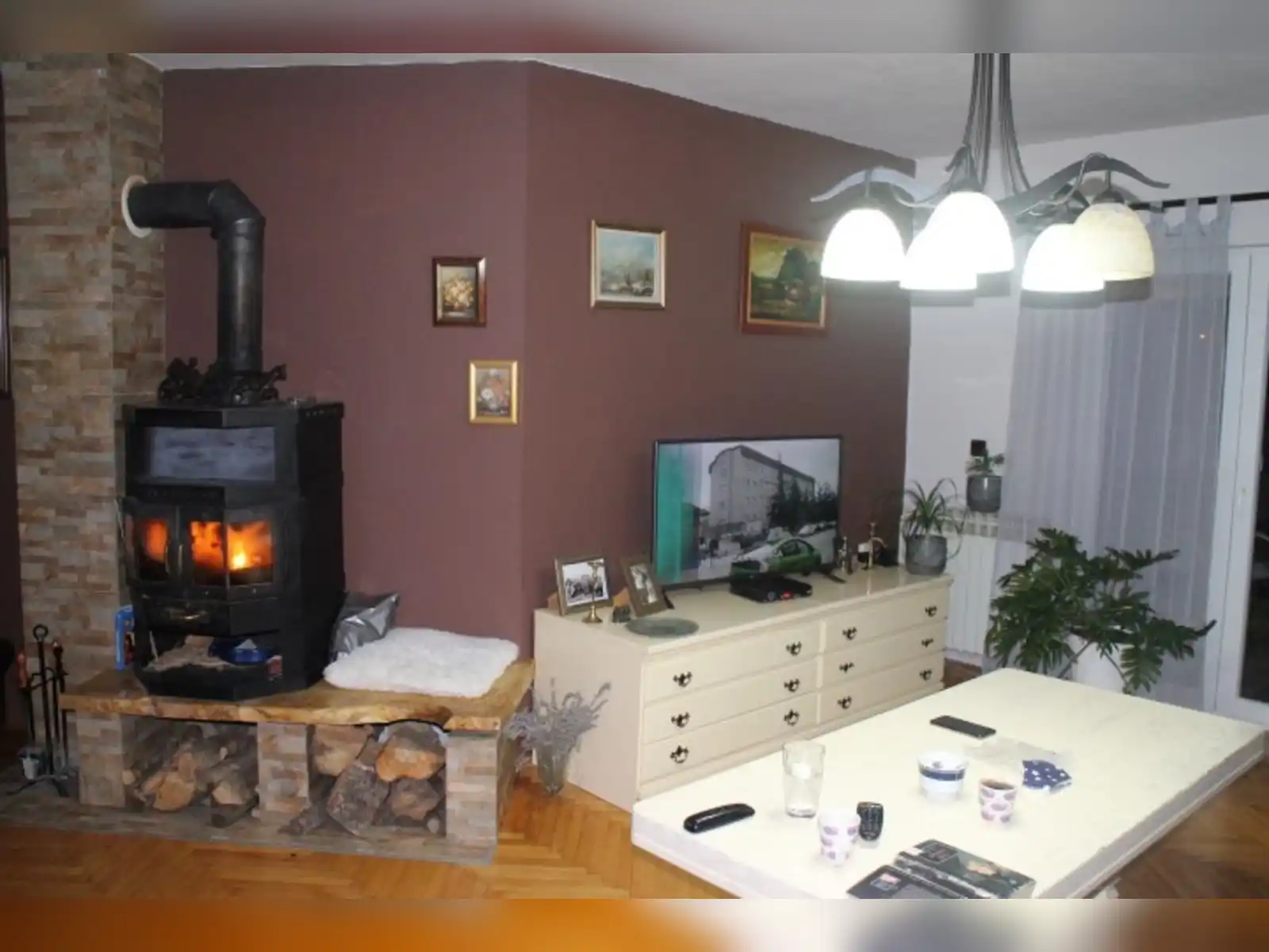 kuca-sa-poslovnim-prostorom-u-glamocanima
