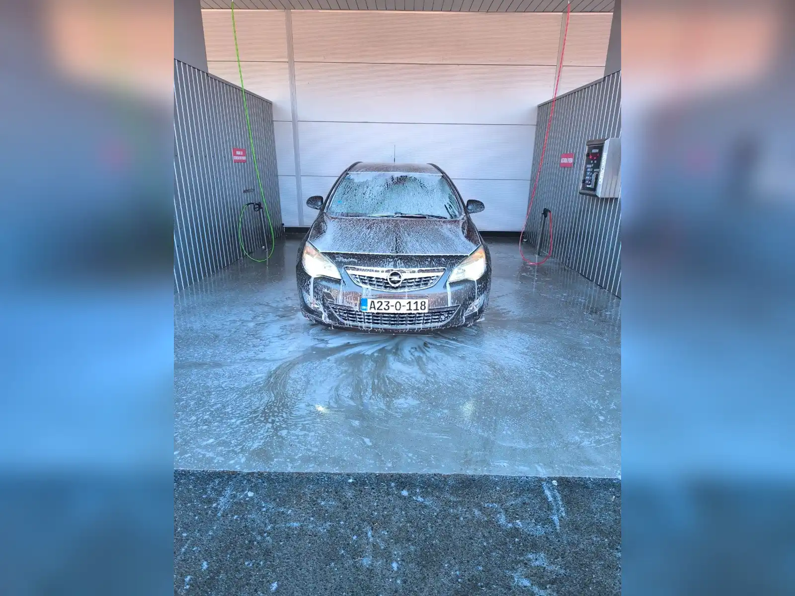 opel-astra-j-2011-god