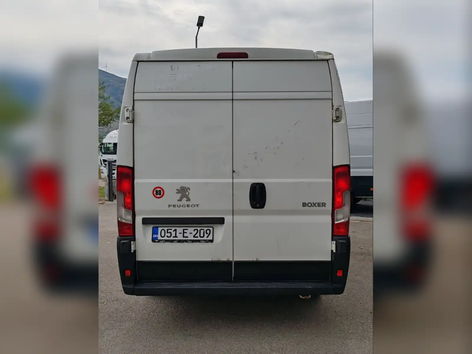 peugeot-boxer-l4h2-2-2-hdi-140-ks-2021