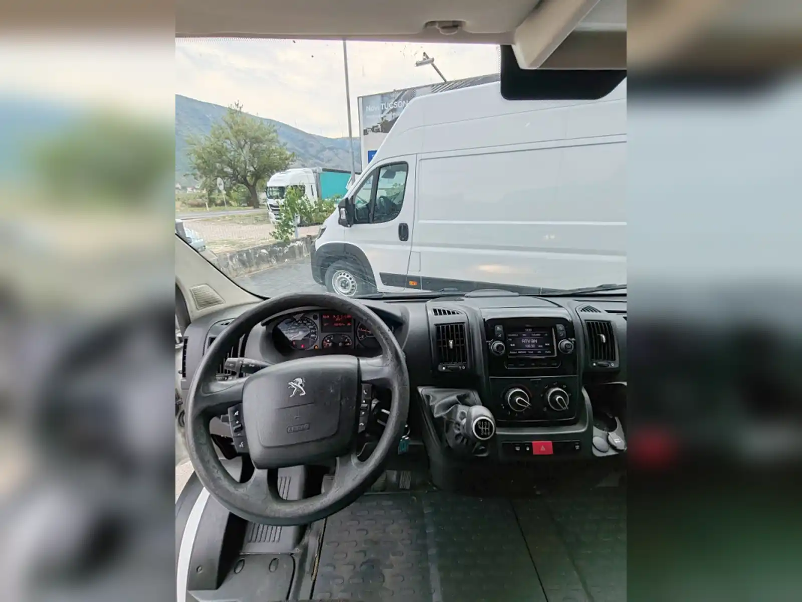 peugeot-boxer-l4h2-2-2-hdi-140-ks-2021