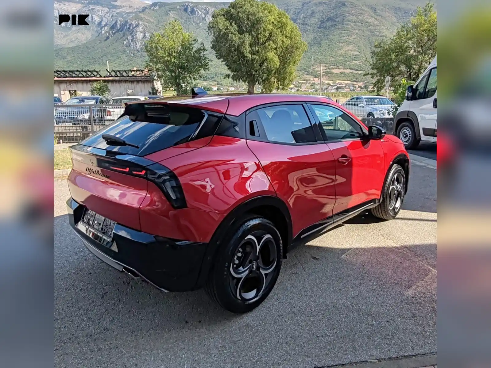 alfa-romeo-junior-1-2-e-dct6-mhev-145-ks-sport-speciale