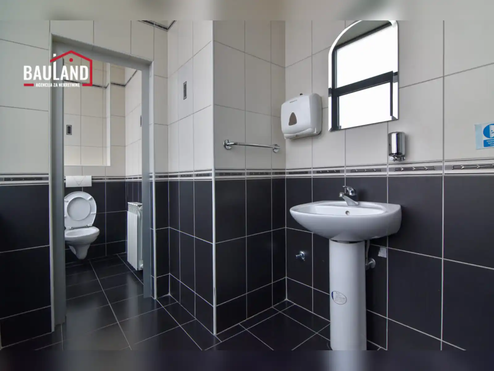 bauland-reprezentativan-poslovni-objekat-1500m2-stup