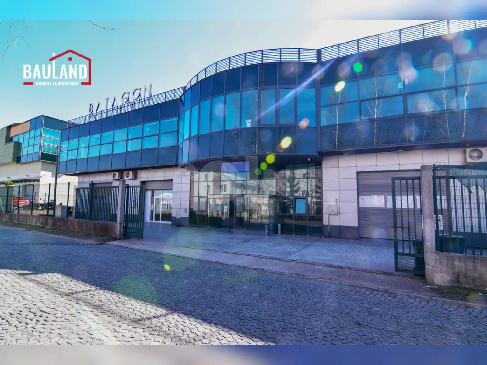bauland-reprezentativan-poslovni-objekat-1500m2-stup