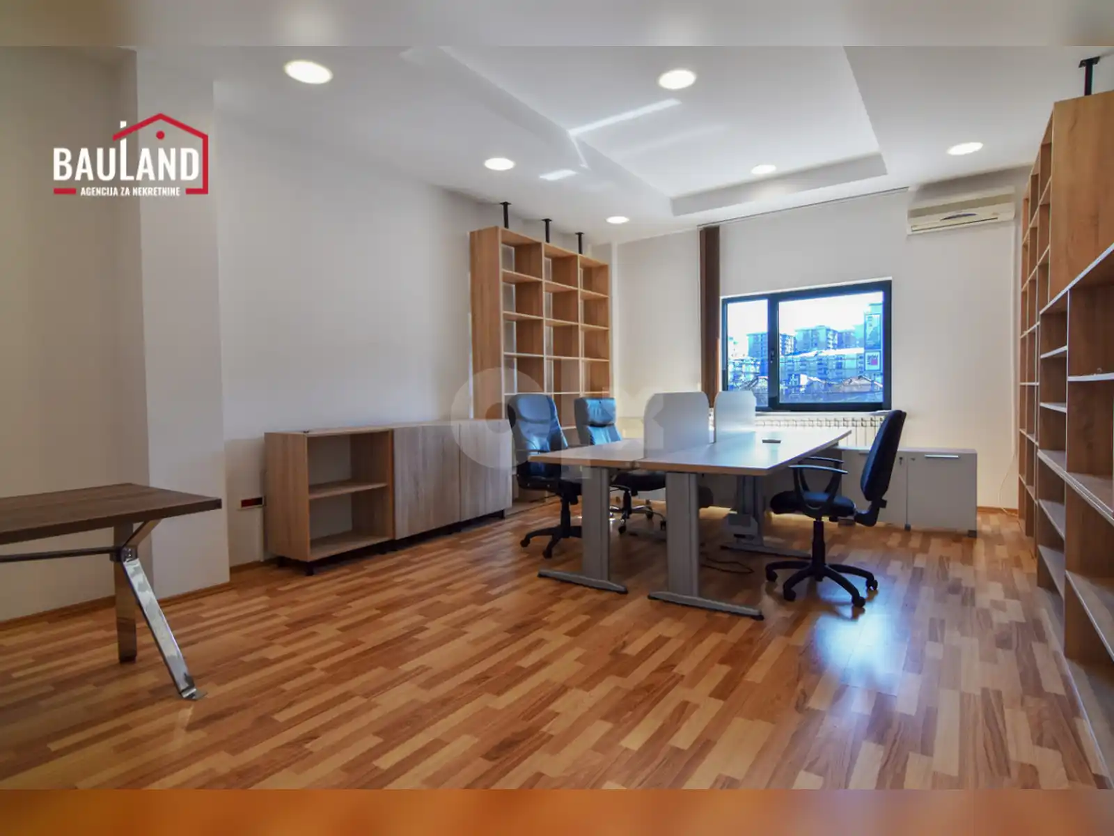 bauland-reprezentativan-poslovni-objekat-1500m2-stup