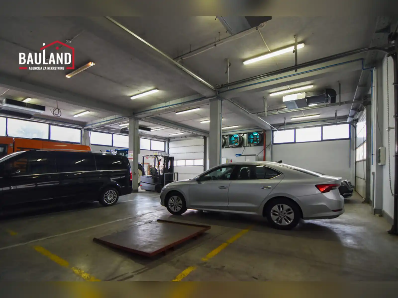 bauland-reprezentativan-poslovni-objekat-1500m2-stup