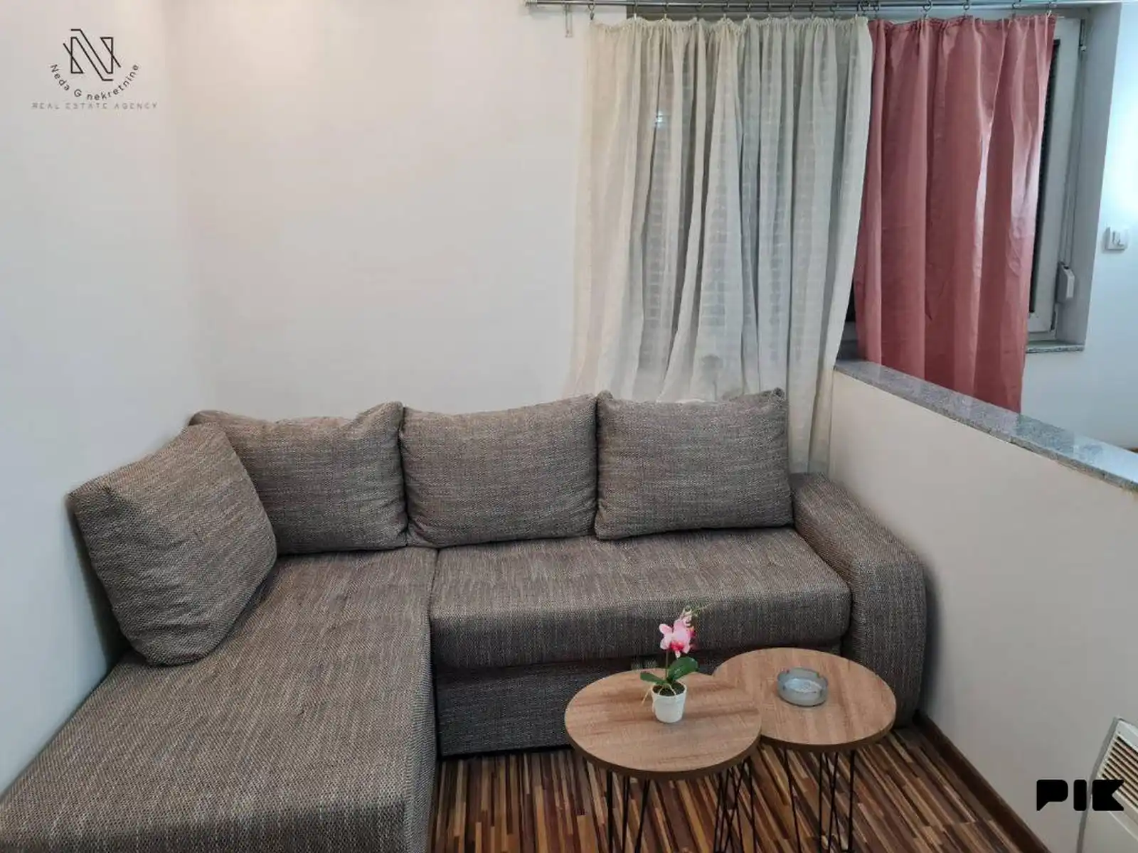 kuca-sa-5-apartmana-i-poslovnim-prostorom-u-budzaku