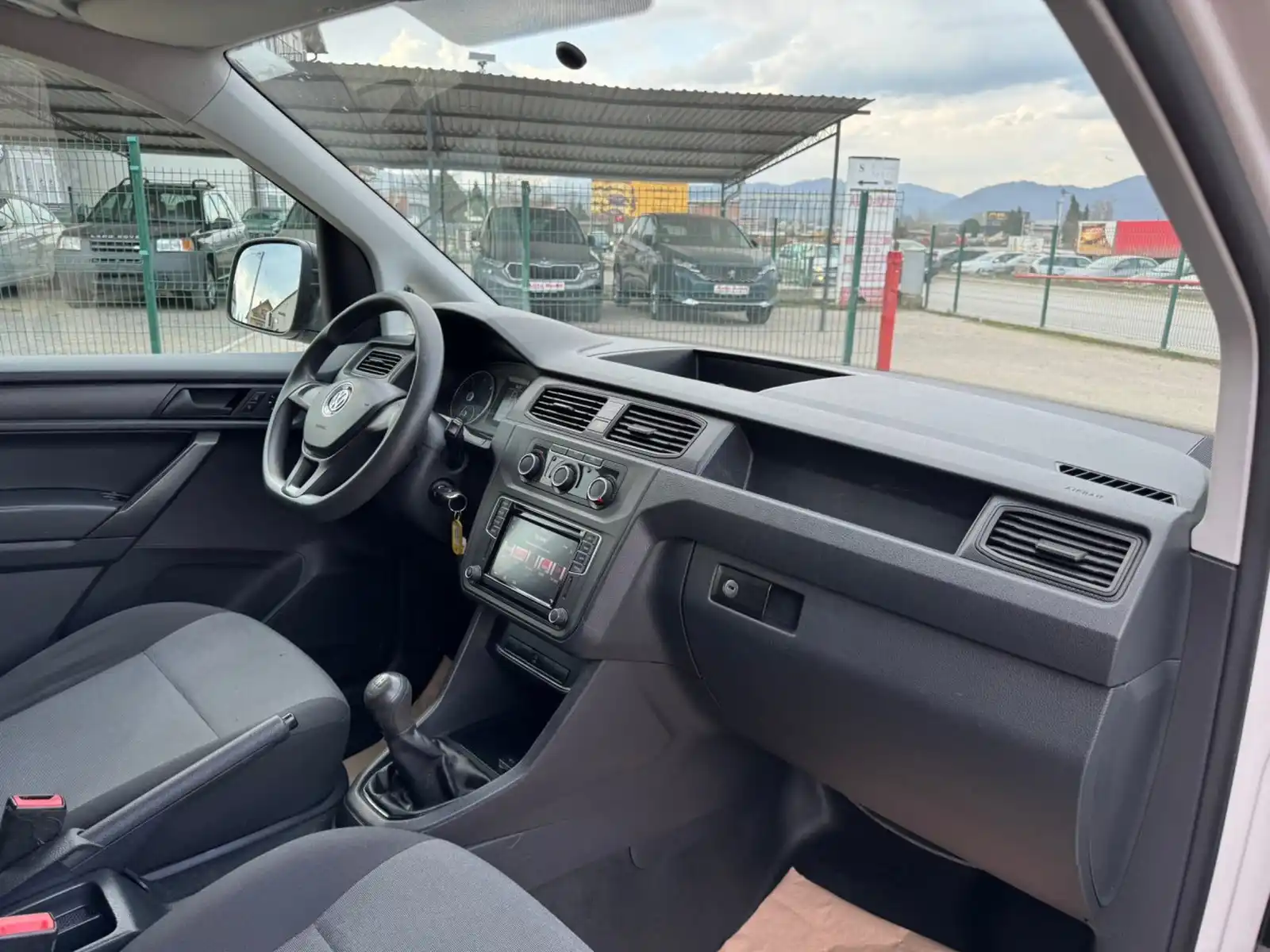 volkswagen-caddy-2-0-tdi-12-2017-facelift-klima-tempomat