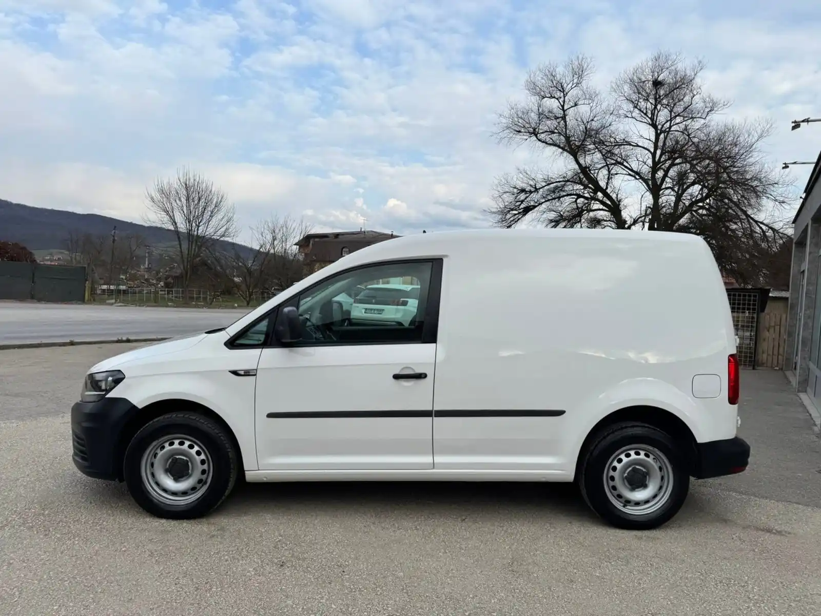 volkswagen-caddy-2-0-tdi-12-2017-facelift-klima-tempomat