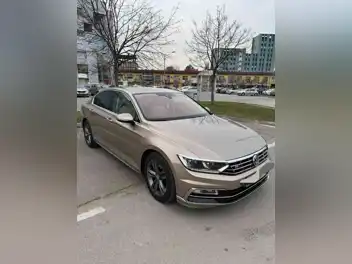 VW passat b8 DSG 4MOTION 140kW 
