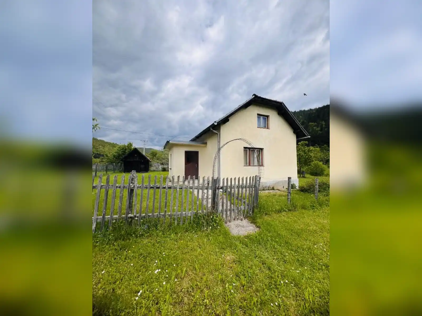 zemljiste-i-kuca-podgrab-vrhpraca-8170m2