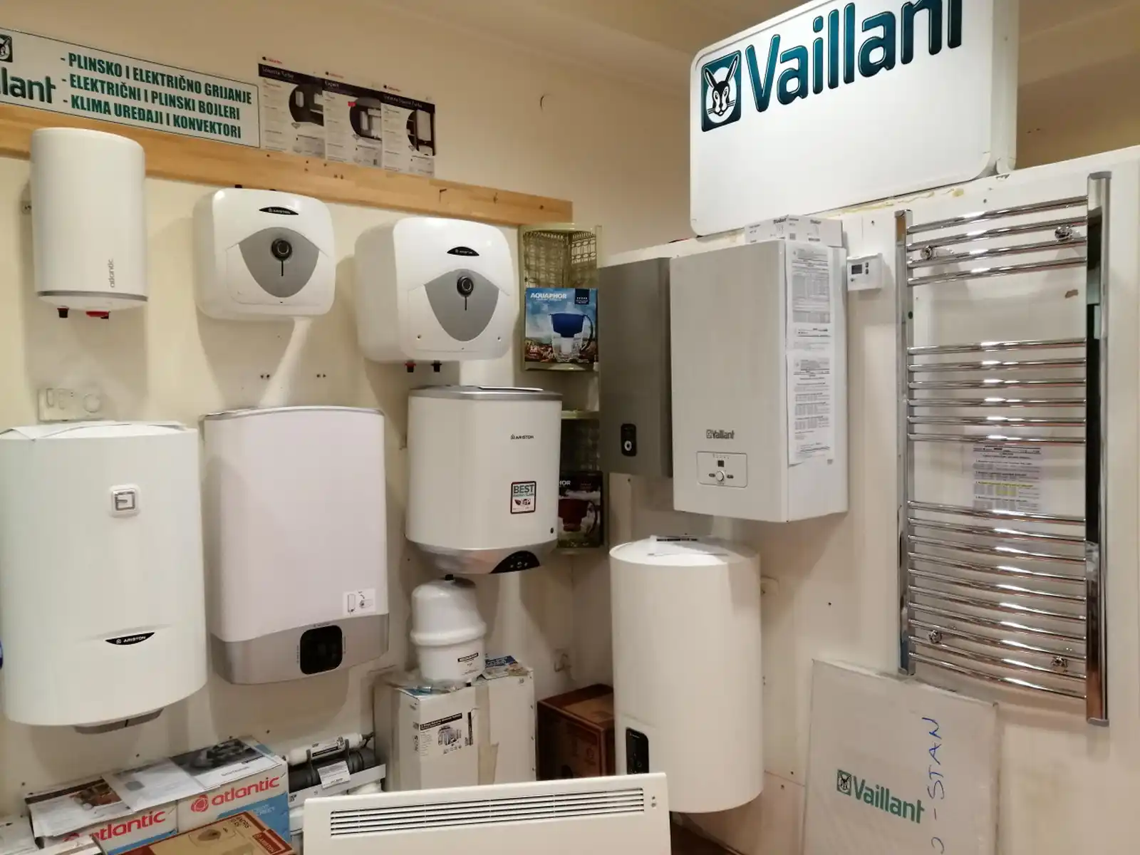 vaillant-fasadni-plinski-kombi-bojler-18kw-turbotec-pro-12