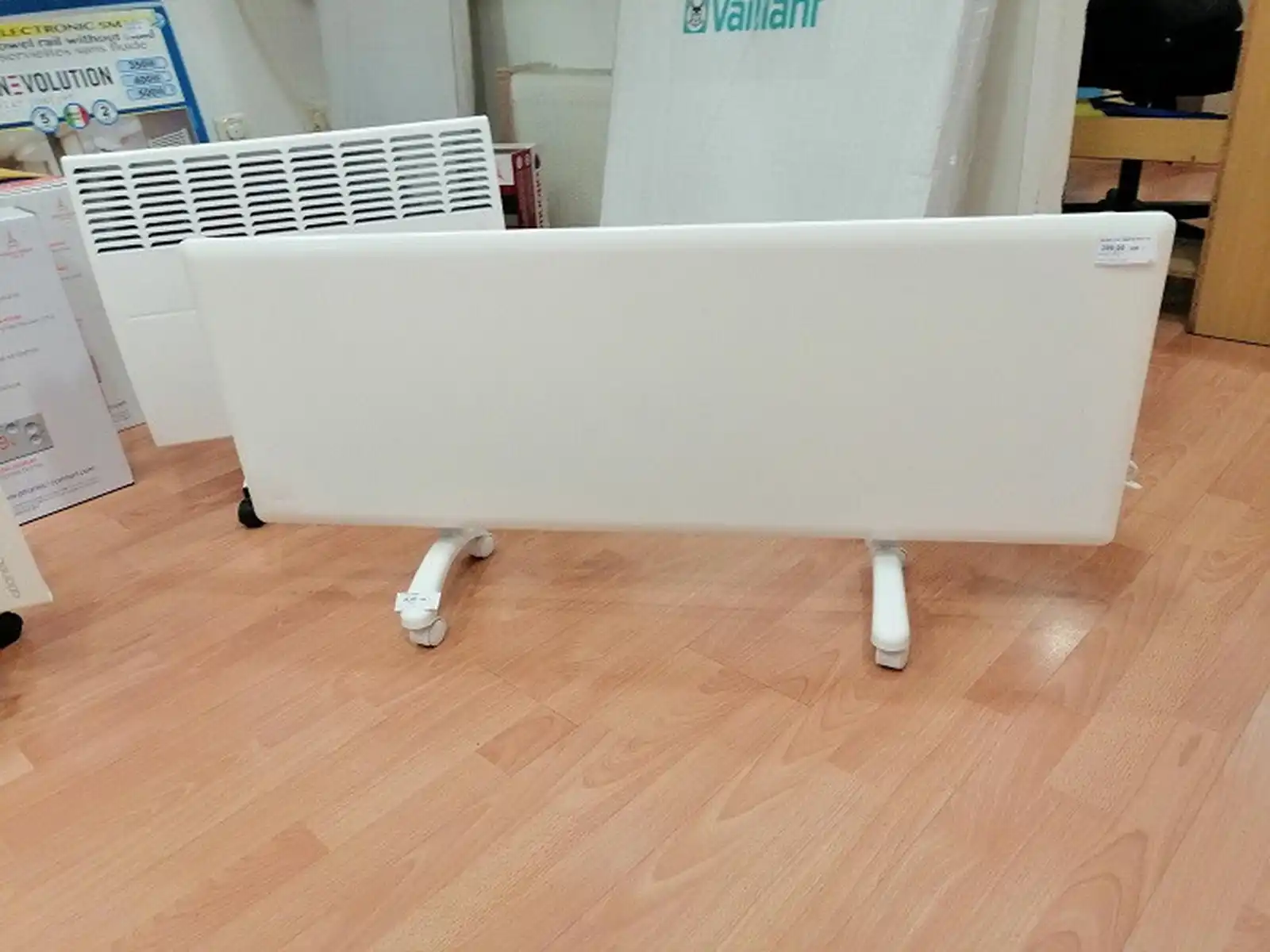 norveski-konvektor-nobo-top-2000w-500w