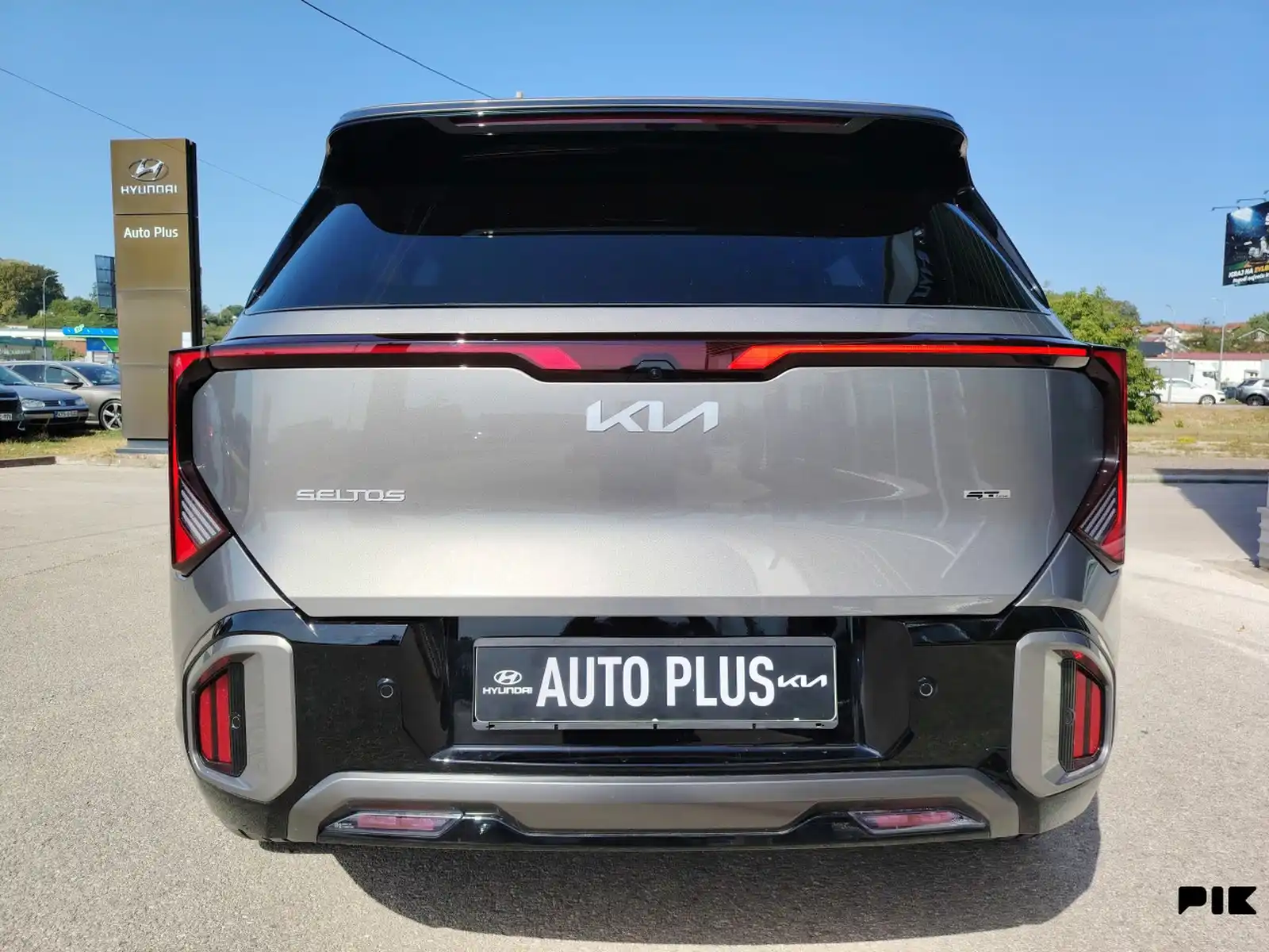 kia-seltos-gtline-1-6-benzin-automatik-zimske-gume-1-km