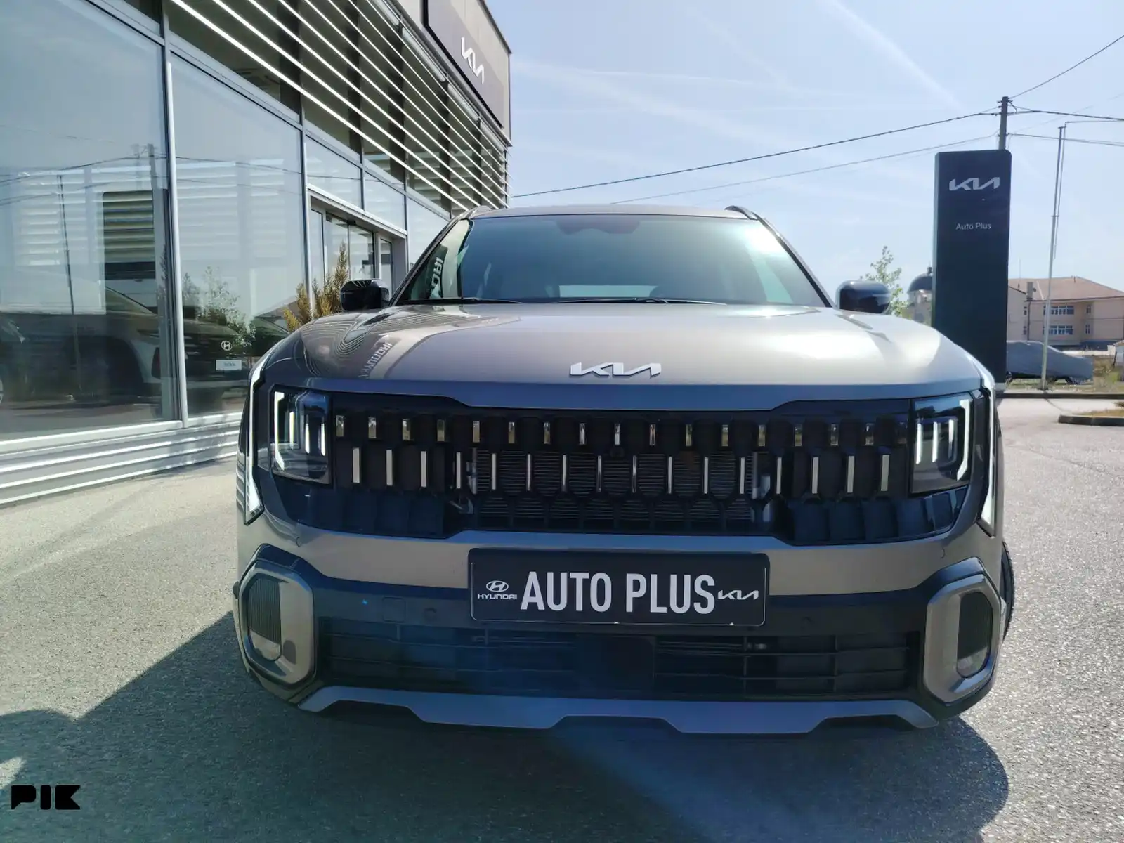 kia-seltos-gtline-1-6-benzin-automatik-zimske-gume-1-km