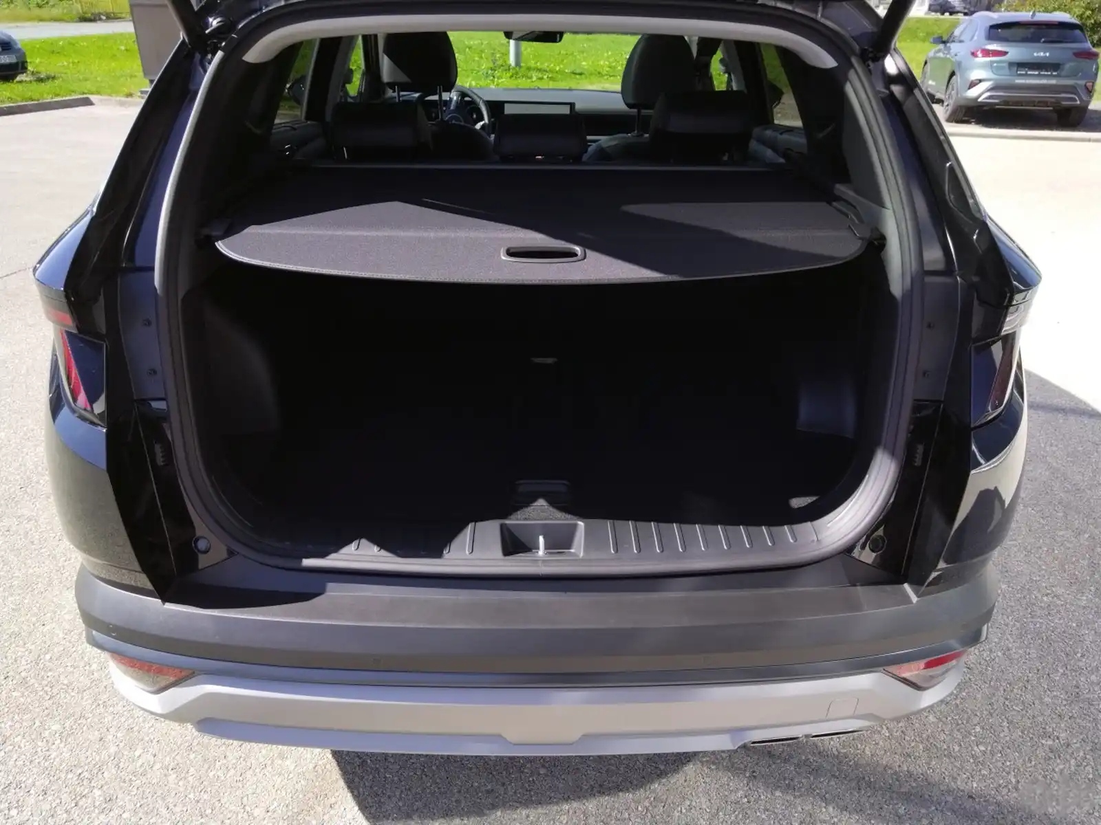 hyundai-tucson-luxury-16-benzin-automatik-4x4