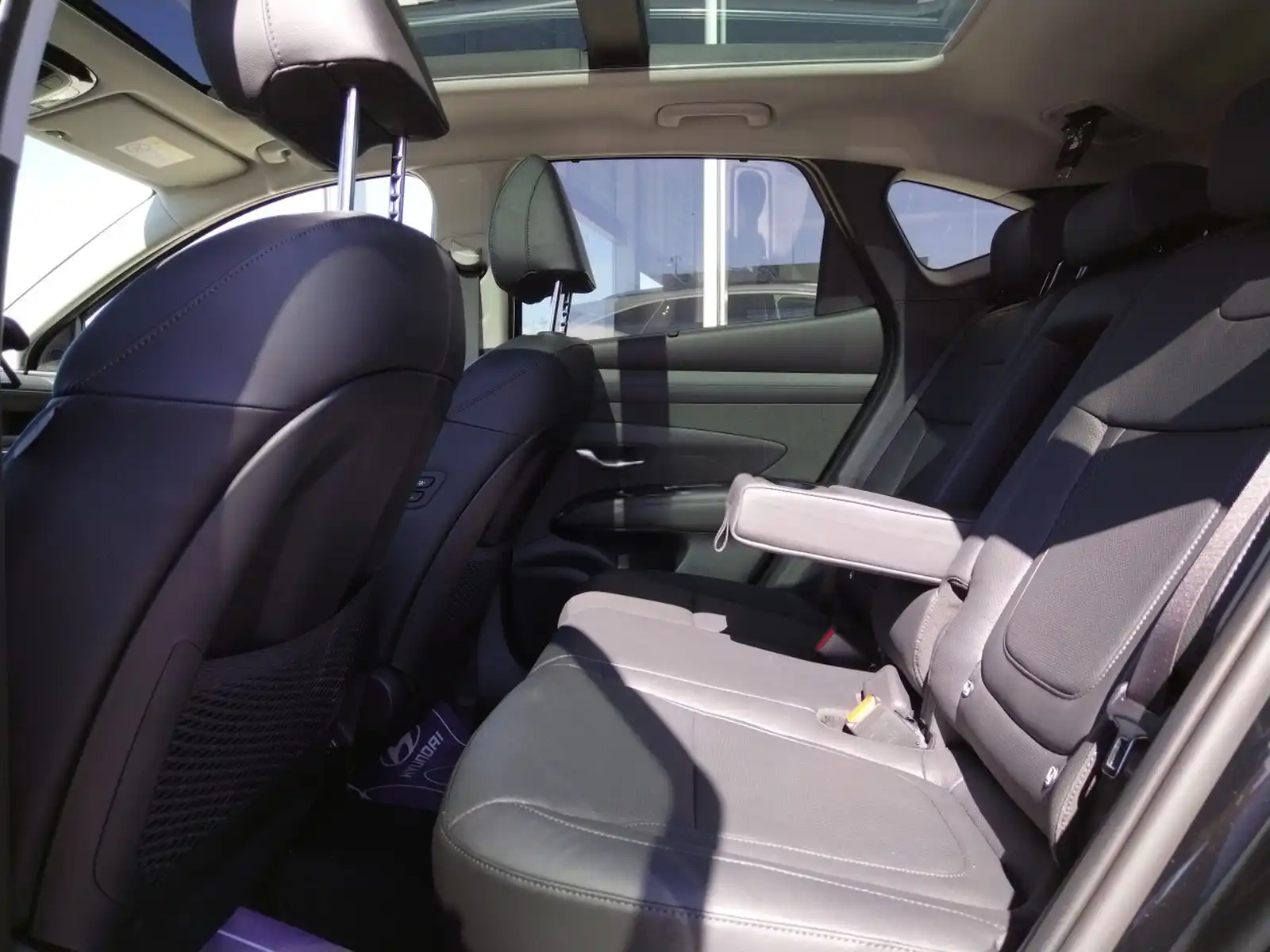hyundai-tucson-luxury-16-benzin-automatik-4x4