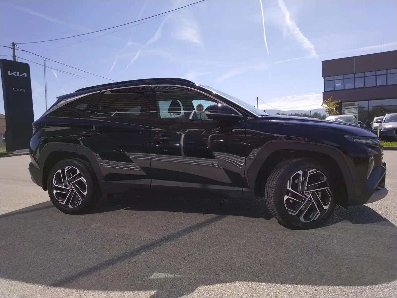 hyundai-tucson-luxury-16-benzin-automatik-4x4