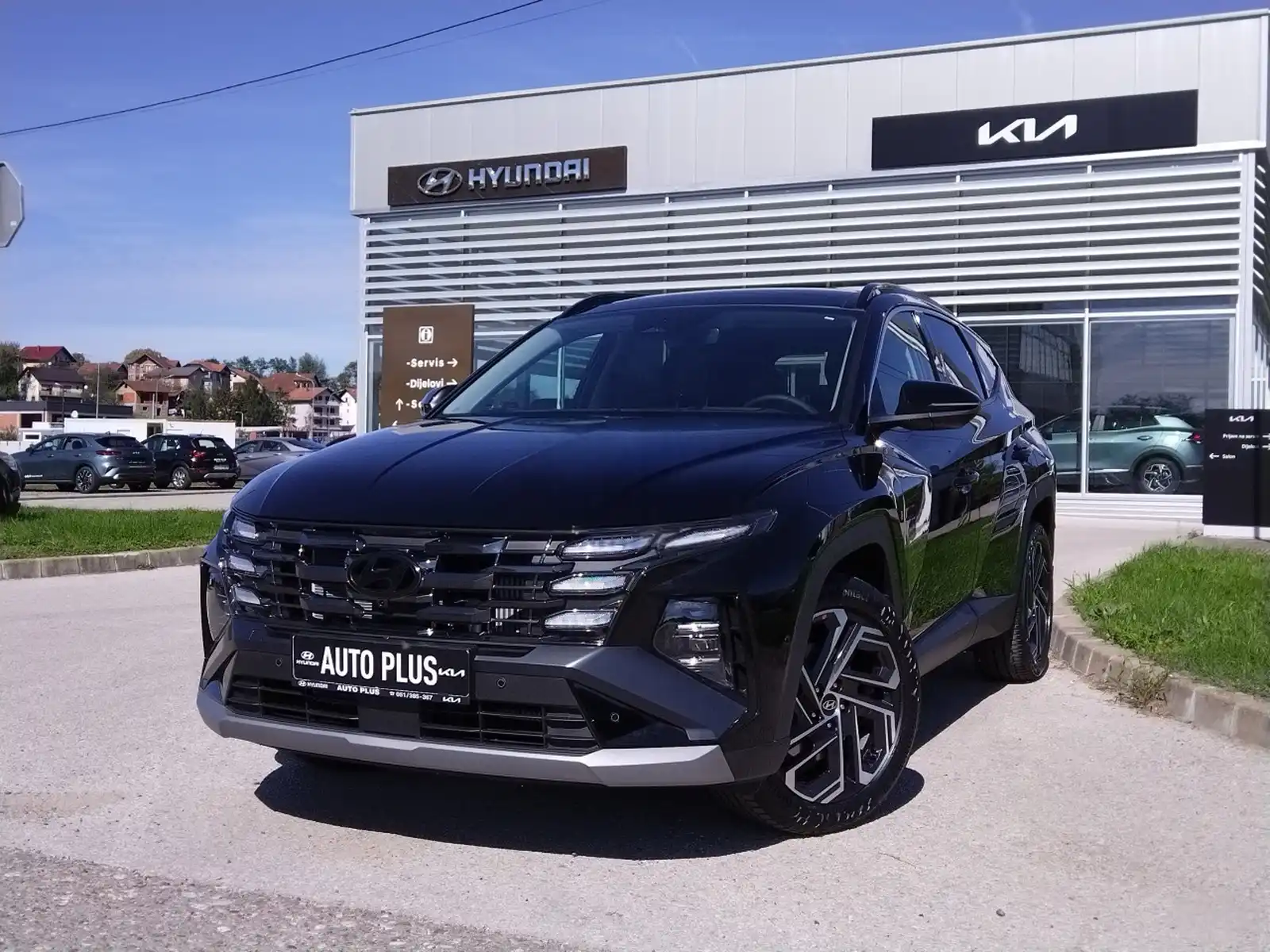 hyundai-tucson-luxury-16-benzin-automatik-4x4