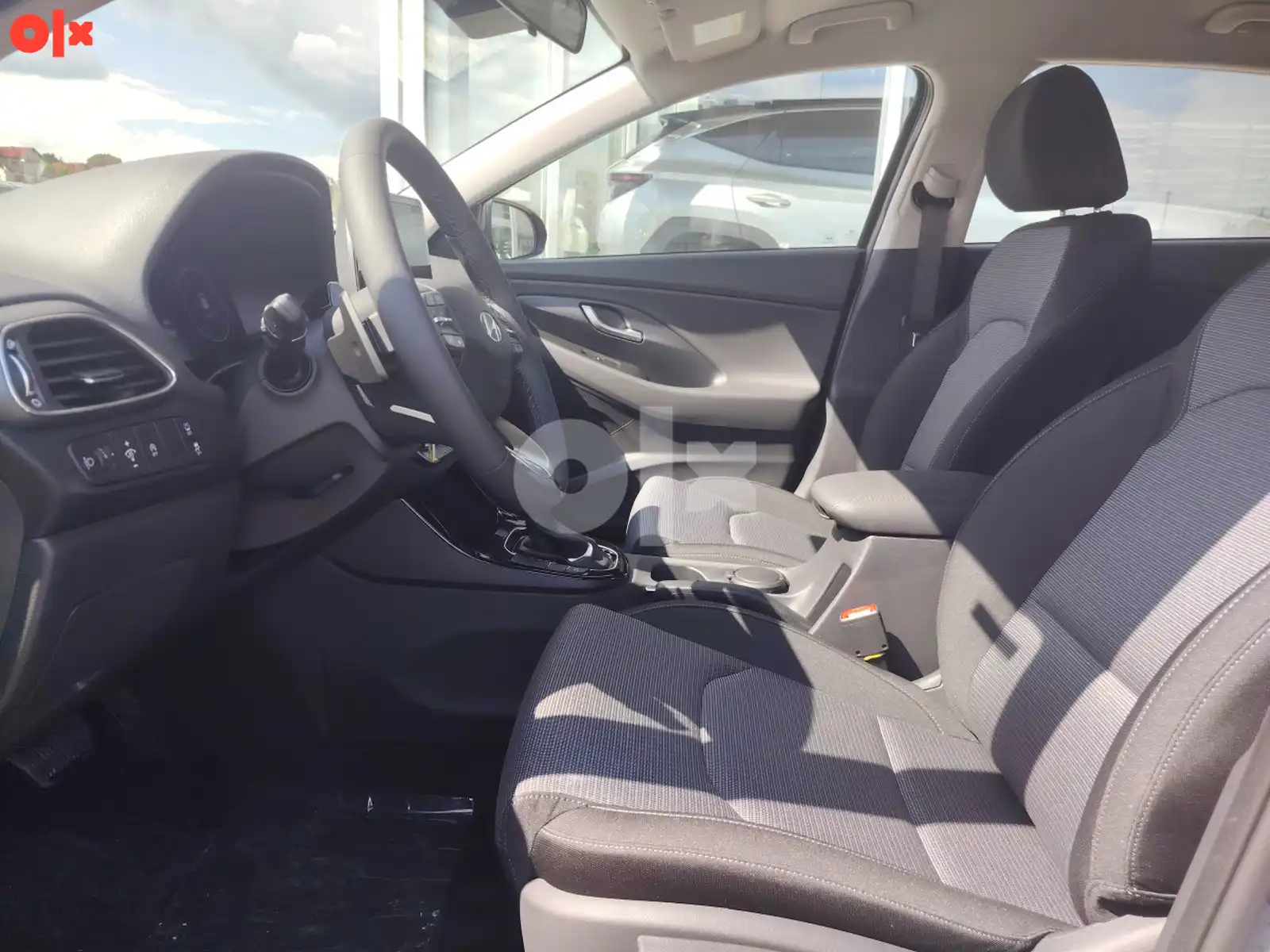 hyundai-i30-style-16-benzin-automatik