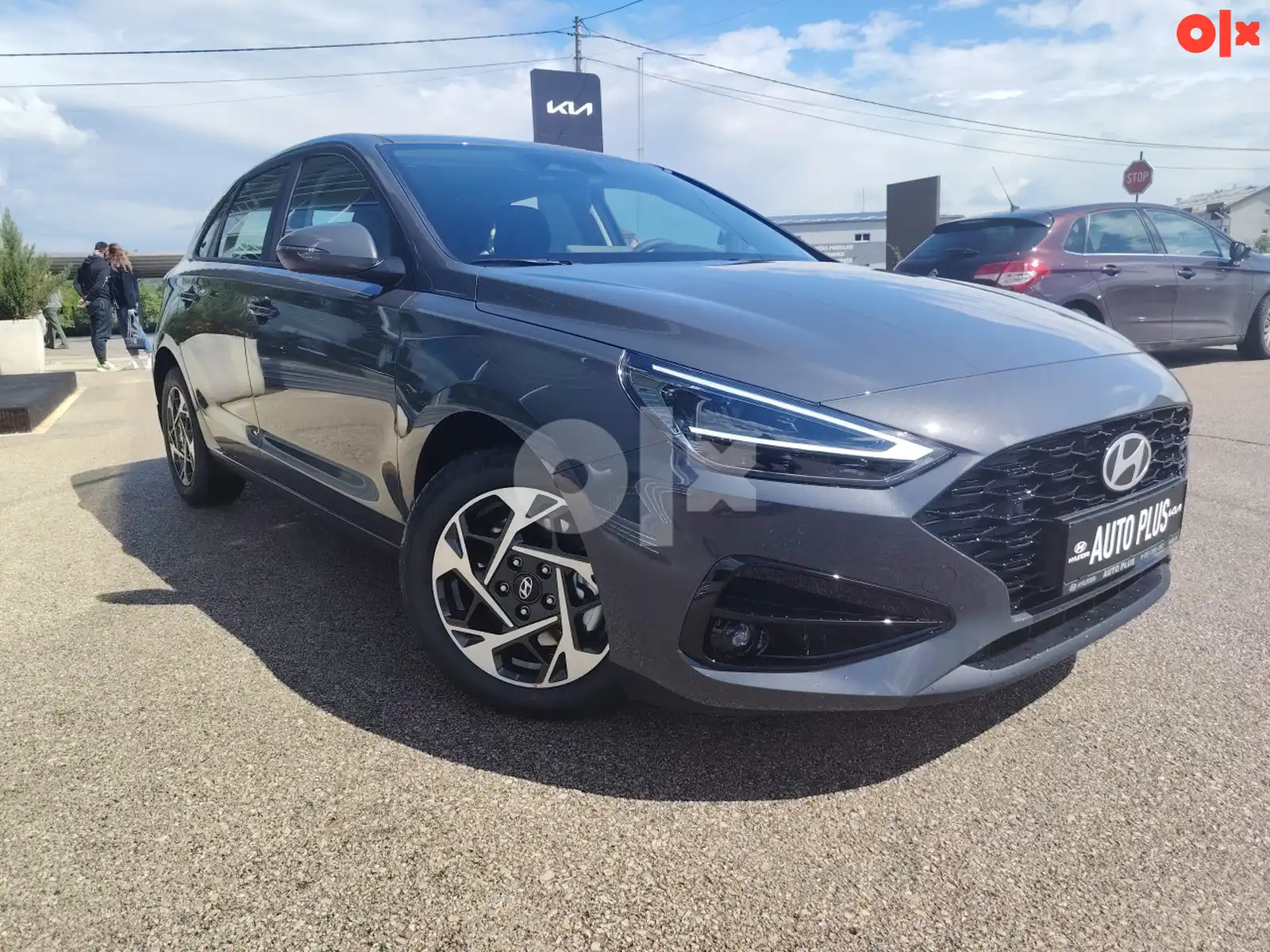 hyundai-i30-style-16-benzin-automatik