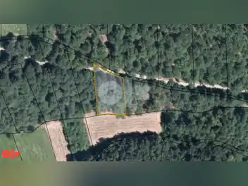 Zemljište sa šumom Dragočaj 2580m2