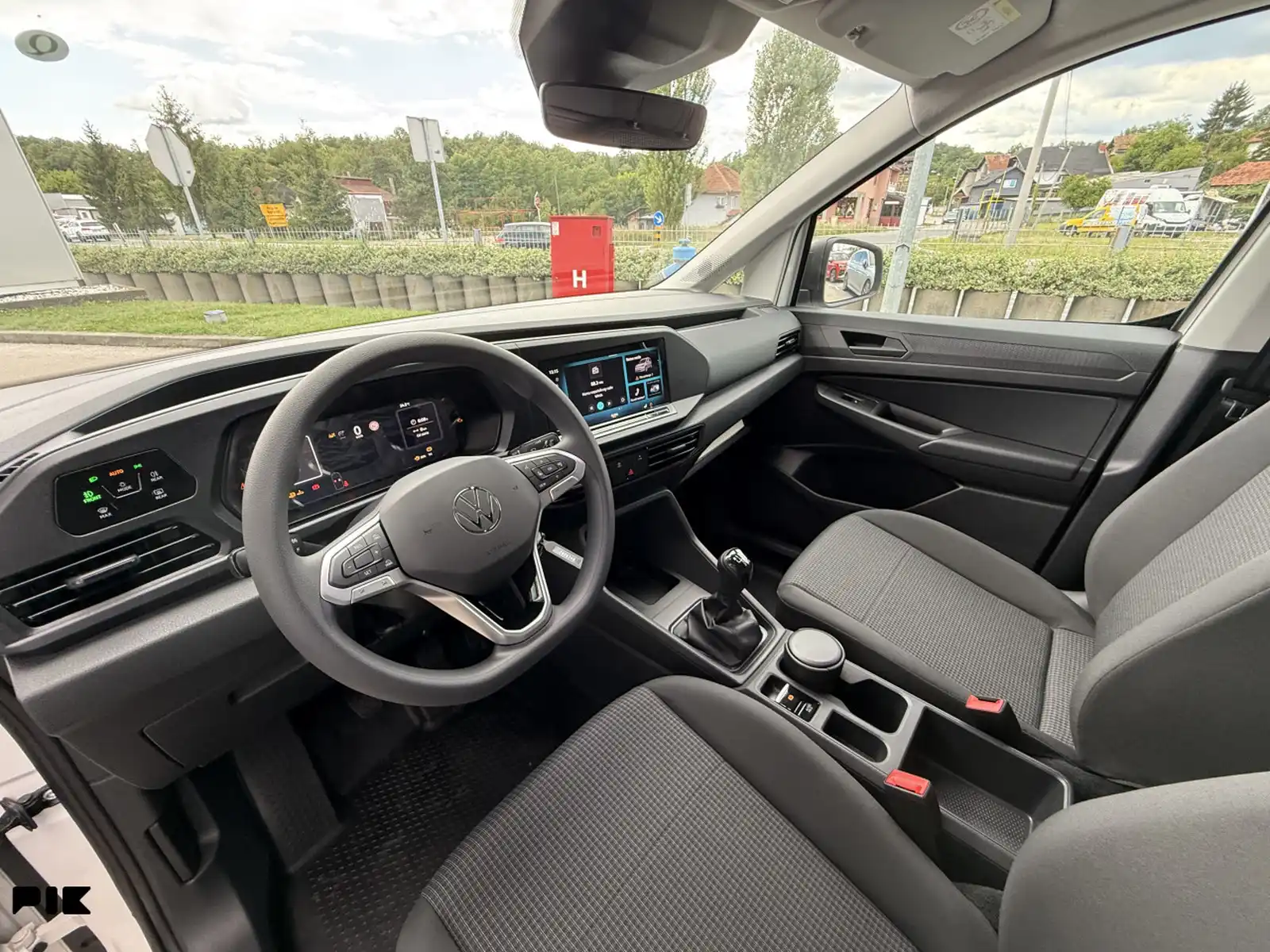 volkswagen-caddy-cargo-2-0tdi-6mt