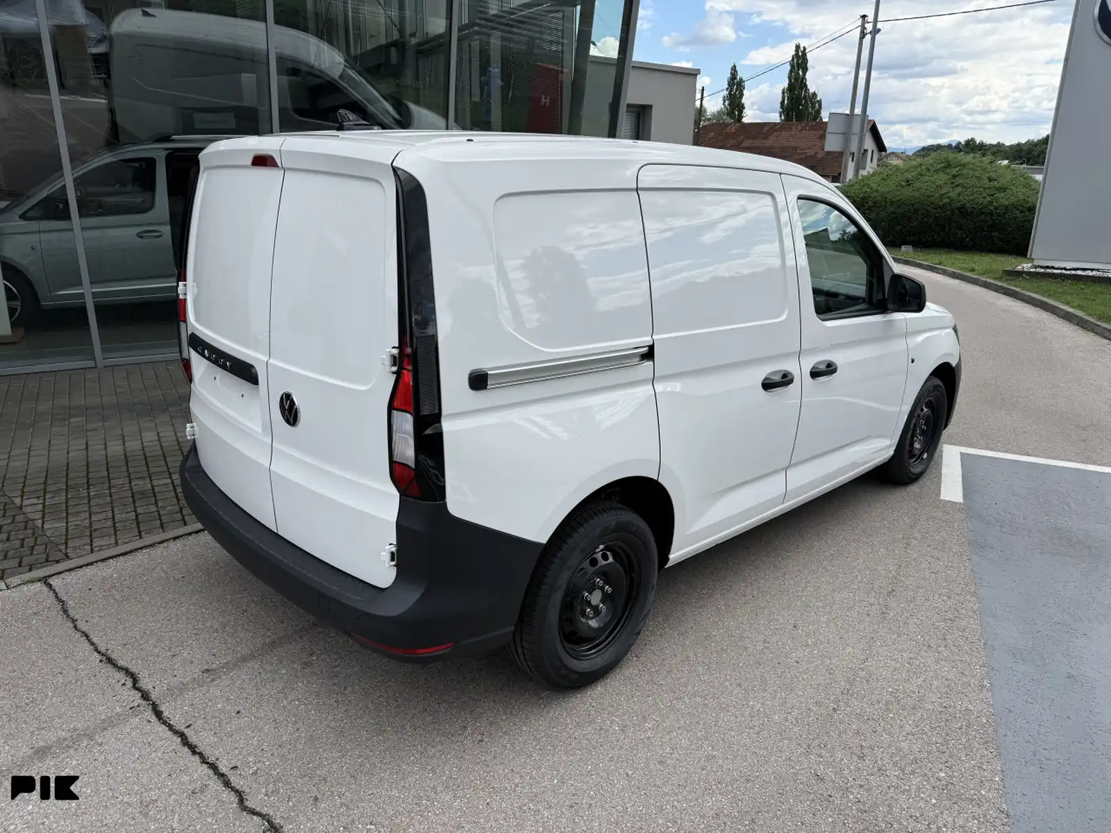 volkswagen-caddy-cargo-2-0tdi-6mt